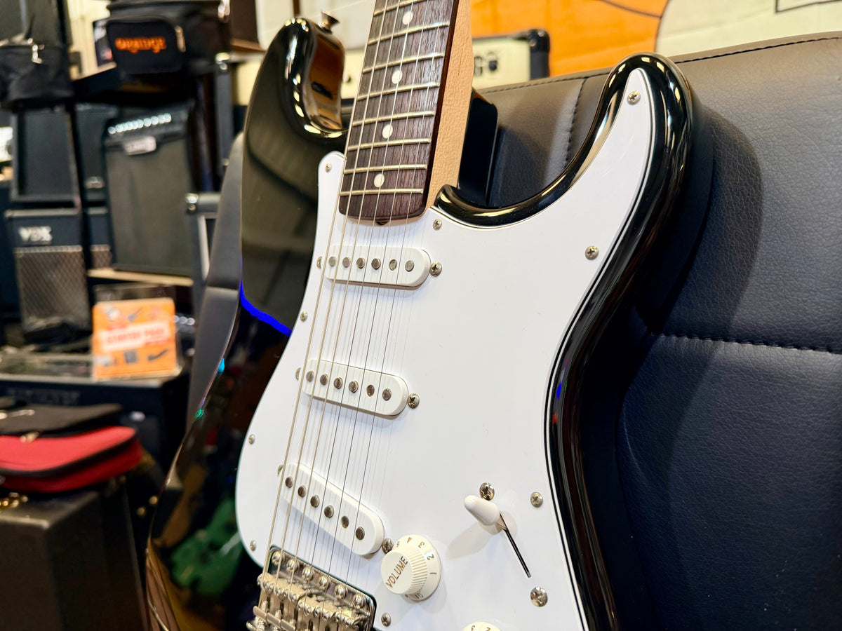 π―π΅2004π―π΅ Fender Japan ST-45 Stratocaster Black~ MIJ Rosewood Fingerboard!