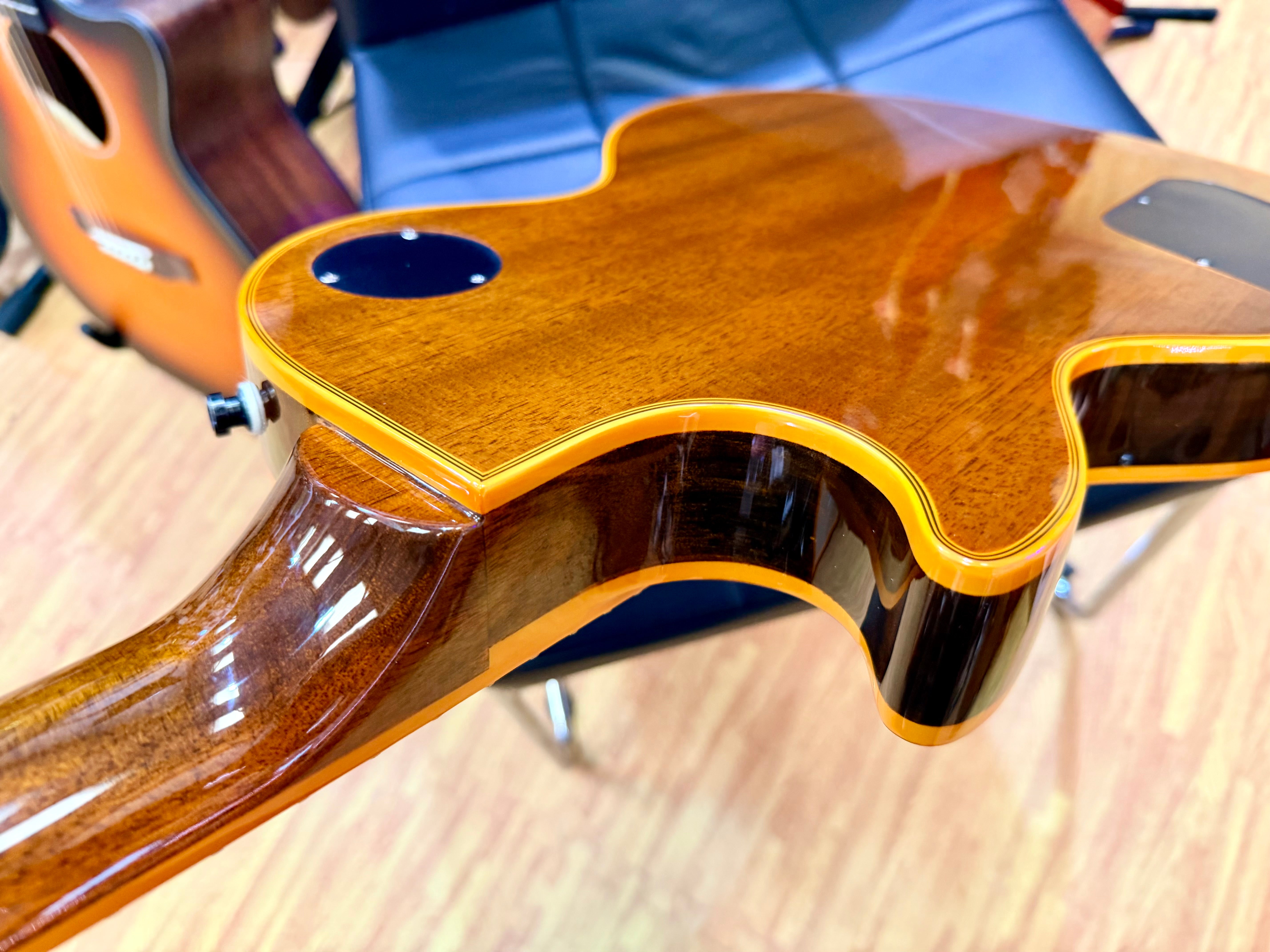 π₯2025π₯ Epiphone Les Paul Custom Widow Orange Burst~ Inspired by Gibson + Bag!