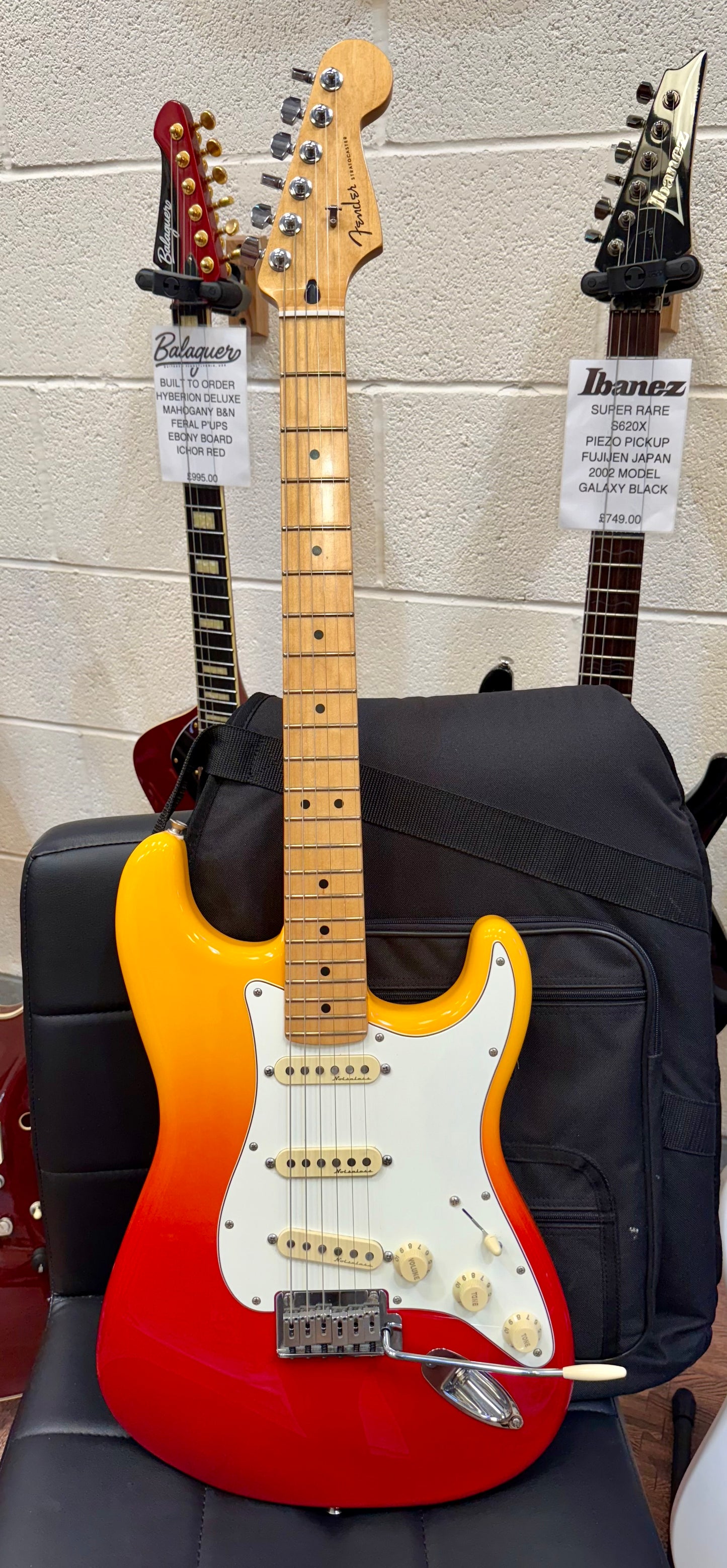 ☀️LIMITED EDITION☀️ Fender Player Plus Stratocaster ~ Tequila Sunrise~ Mexican!