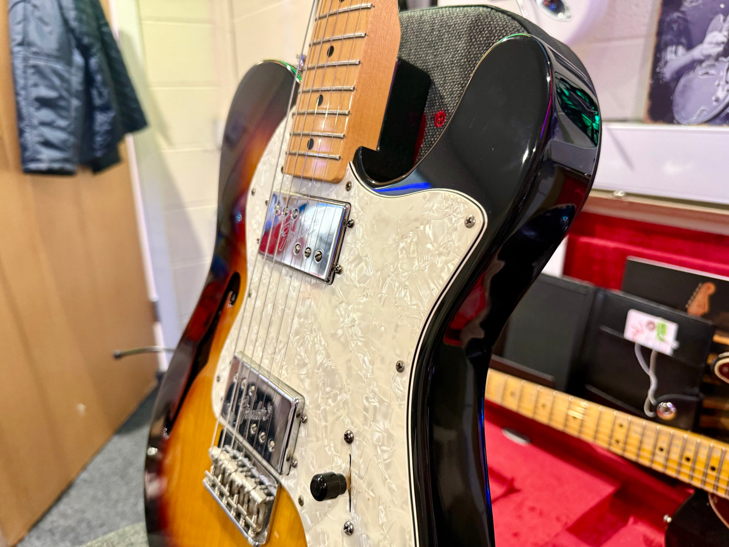 🌟1999🌟 Fender Classic Series '72 Telecaster Thinline~ 3 Color Sunburst~ Lovely