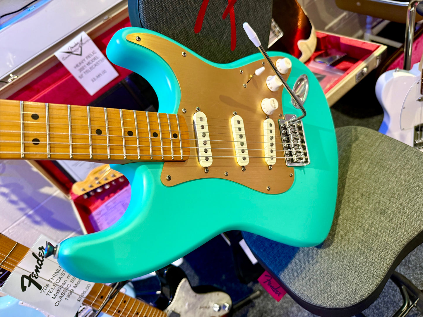 🌟 Fender Squier 40th Anniversary Stratocaster Vintage Edition Seafoam Green 🌟