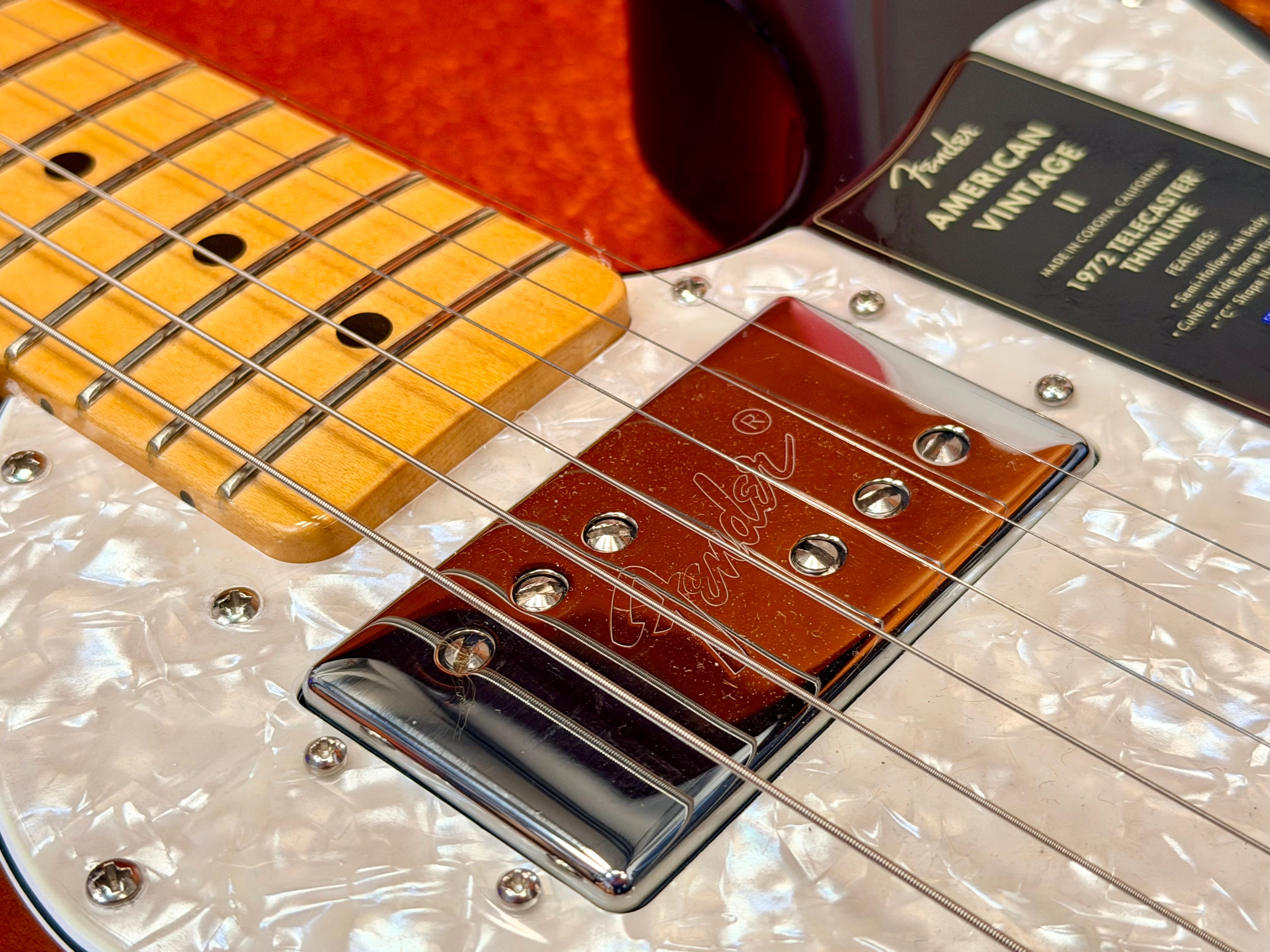 ✨2025✨ Fender American Vintage II 1972 Telecaster Thinline~ 3-Colour Sunburst!