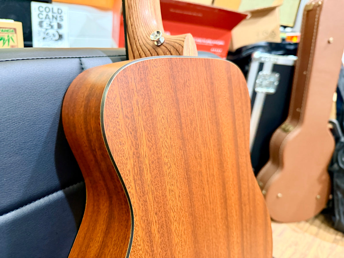 ⚡️2019⚡️ Martin LX1E Little Martin Electro Acoustic Travel Guitar + Gig Bag!