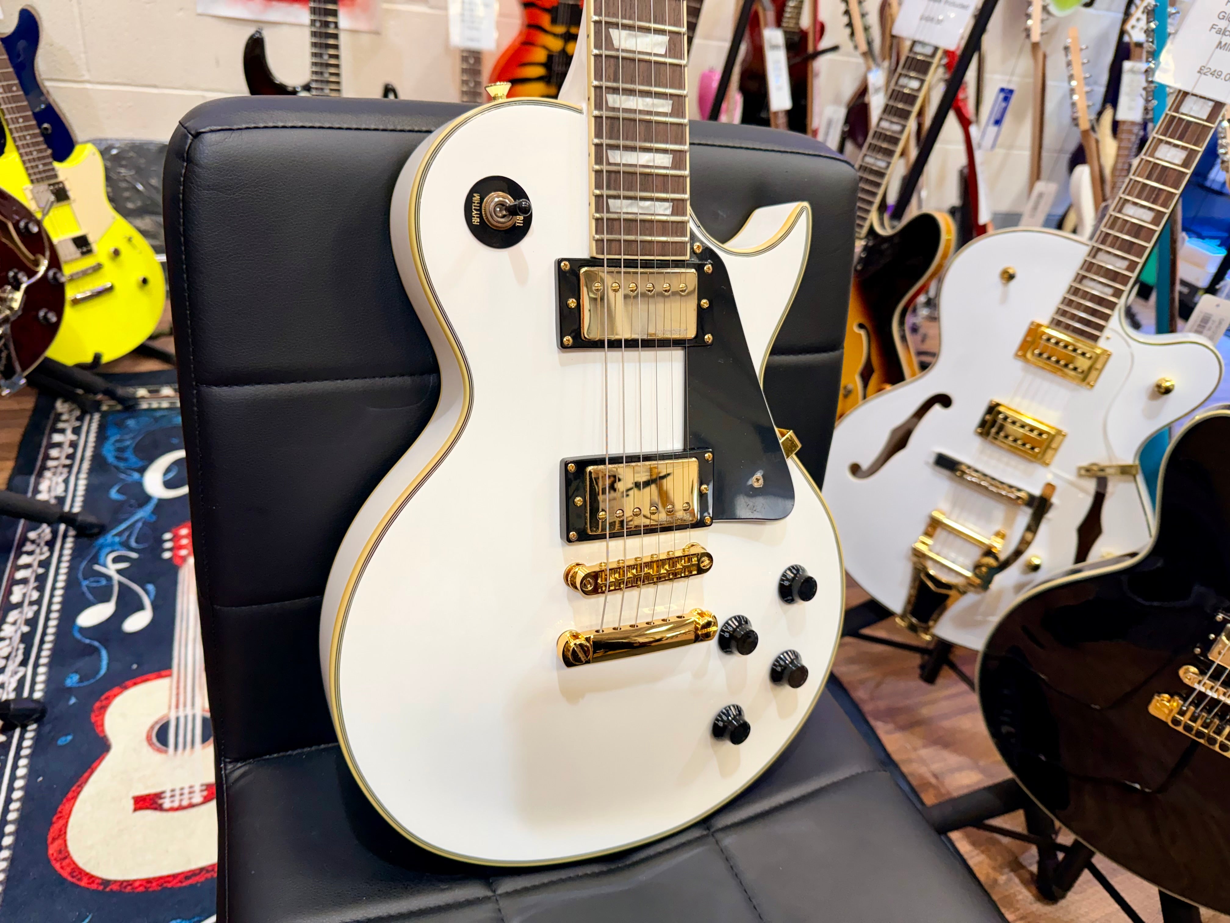 🔥B-STOCK🔥 Vintage V100 ReIssued Electric Guitar – Arctic White Les Paul V100AW