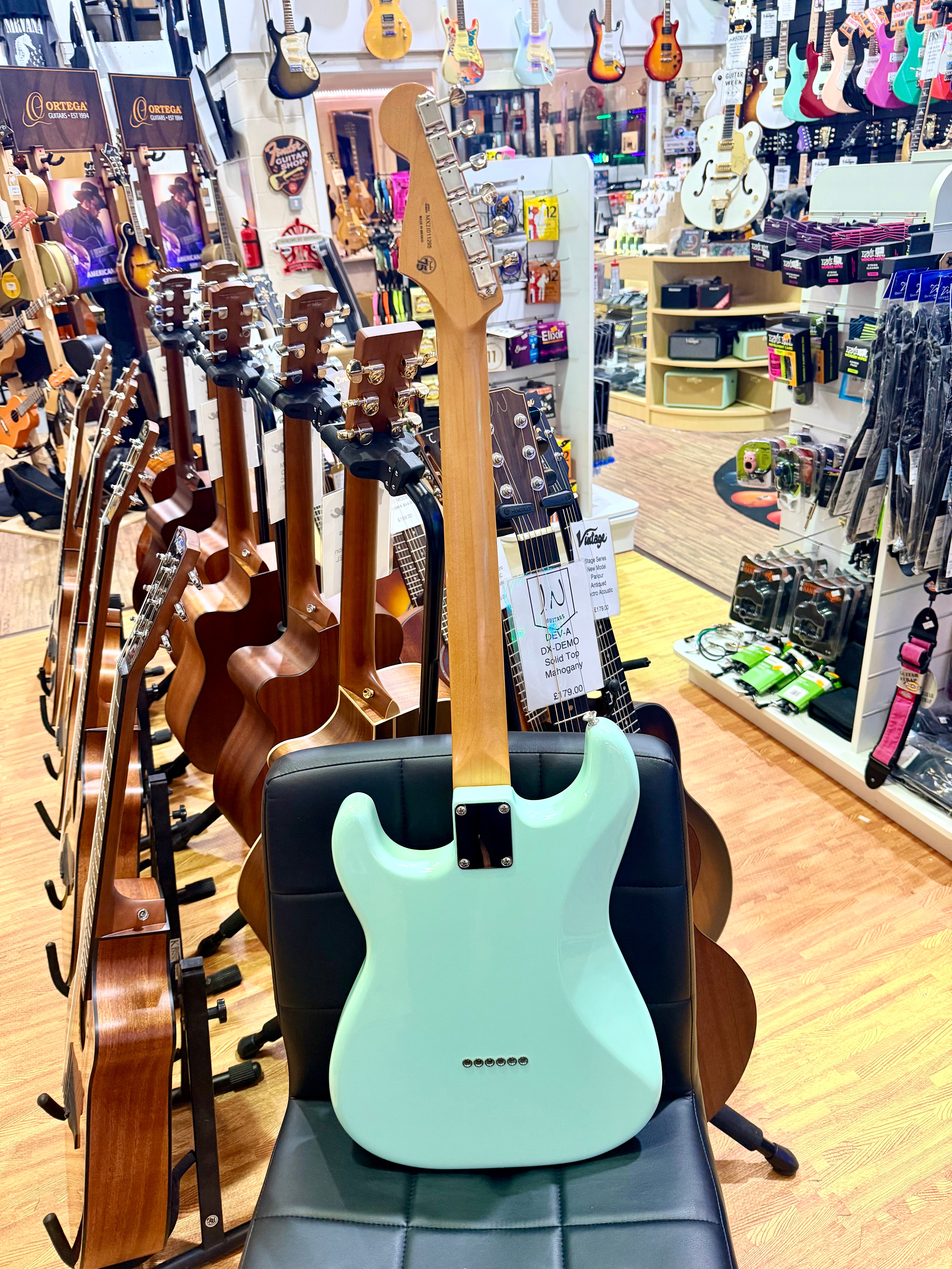 ✨2021✨ Fender Noventa Stratocaster MN~ Surf Green~ Hardtail Mexican~ P90’s!