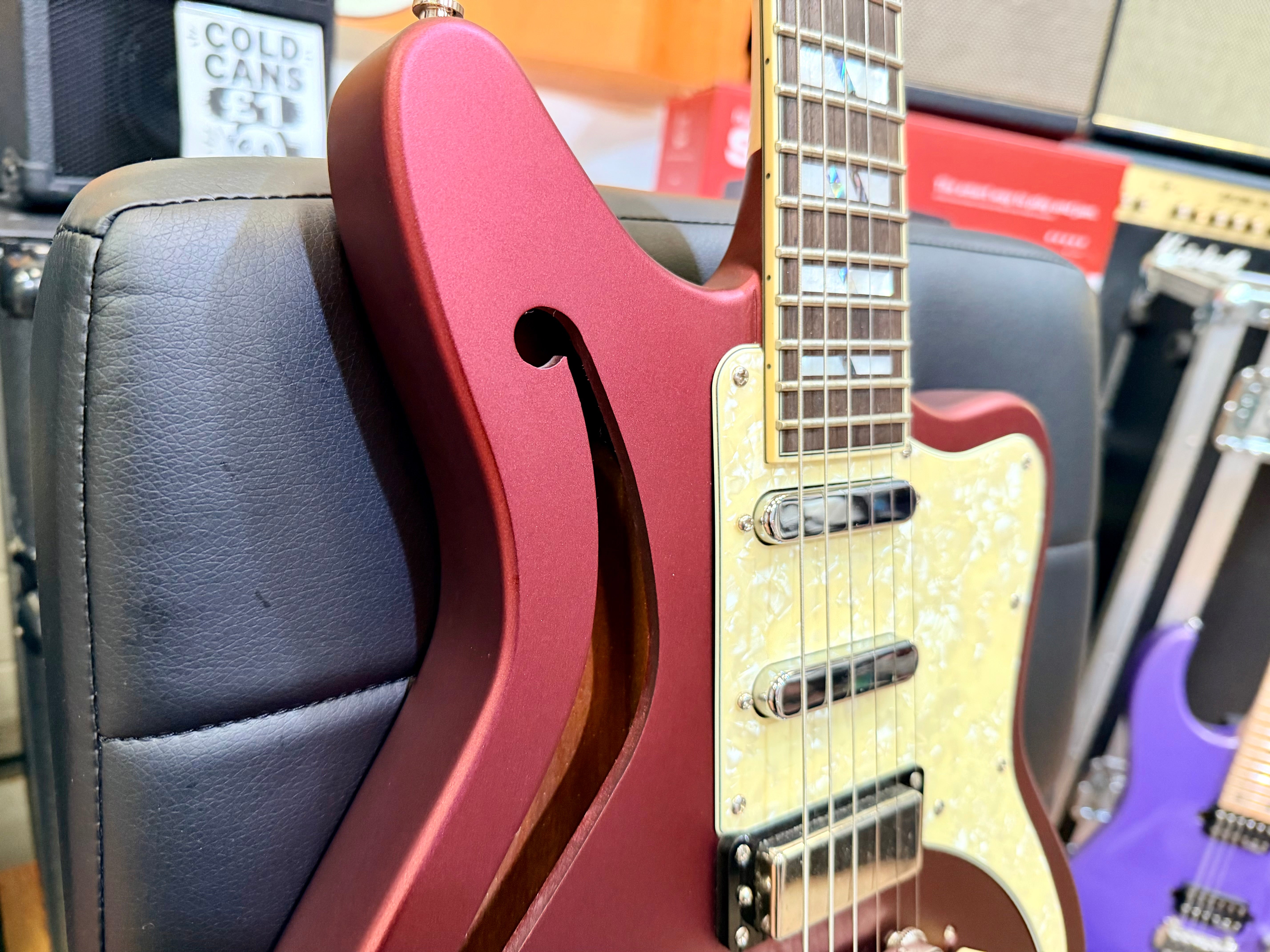 ✨1/50✨ D'Angelico Deluxe Bedford SH Limited Edition Matte Wine Semi Hollow!
