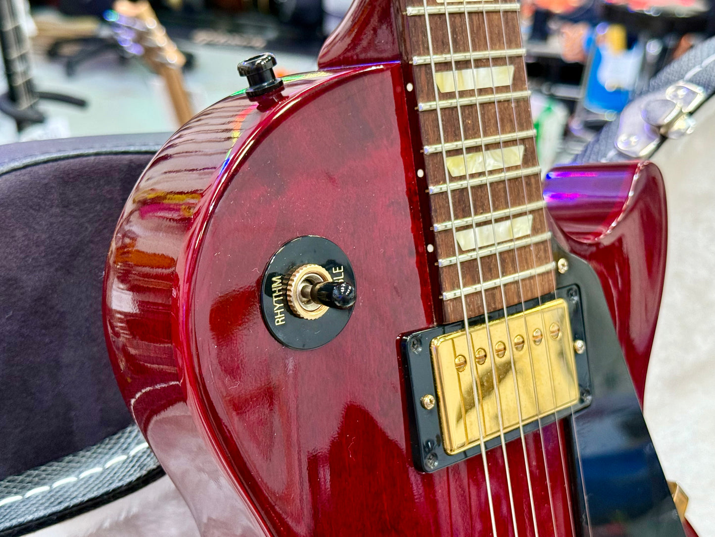🌟2007 USA🌟 Gibson Les Paul Studio~ Wine Red~ Gold Hardware~ Hard Case~STUNNING