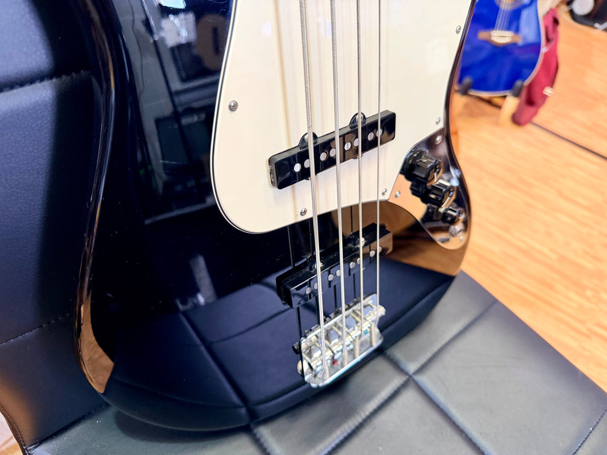 2011 Fender American Special Jazz Bass~ Black~ Maple Fingerboard~ Hard Case