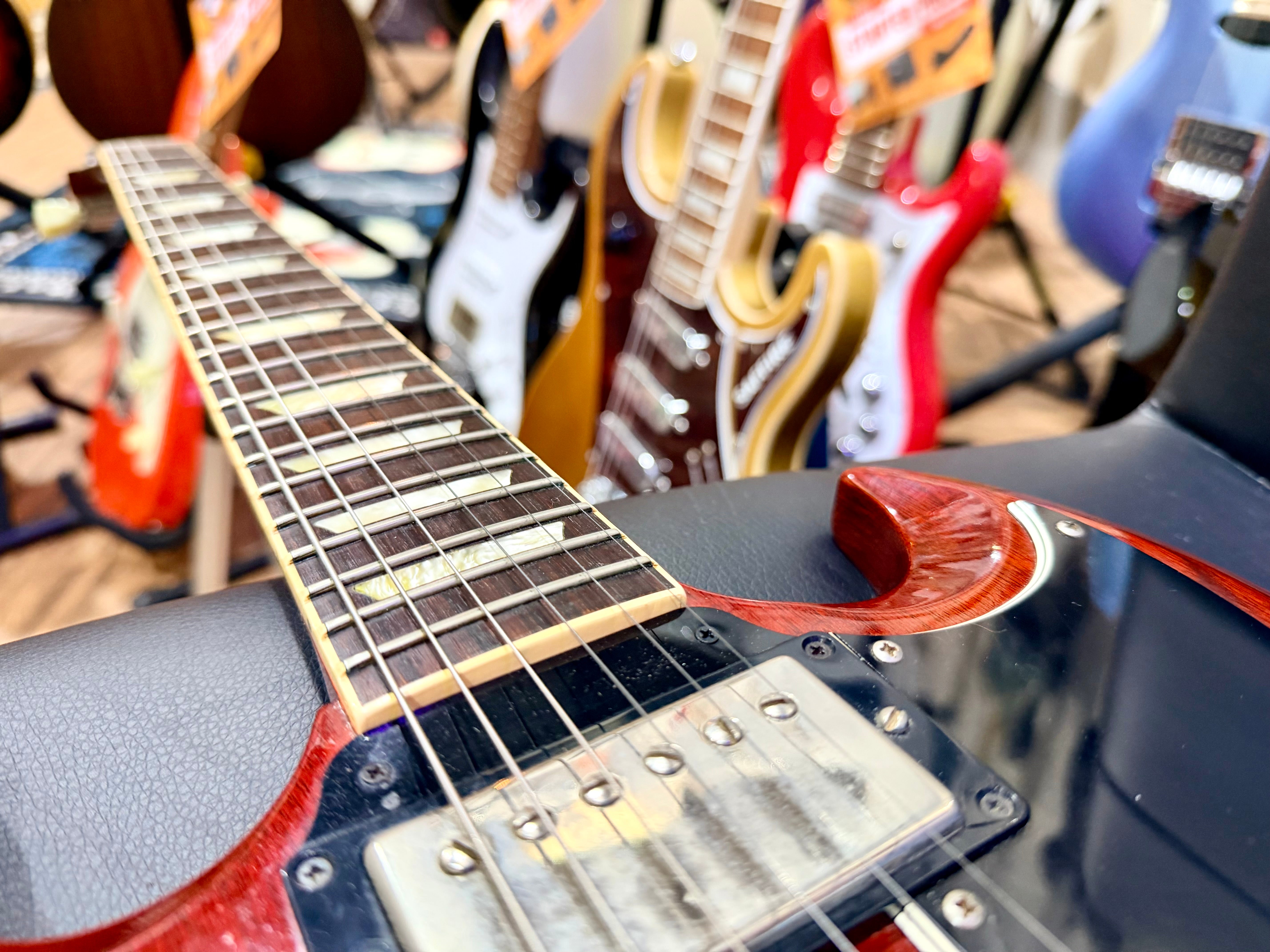 ๐2005 USA๐ Gibson '61 SG Standard Reissue~ Heritage Cherry~ Cherished & Case!