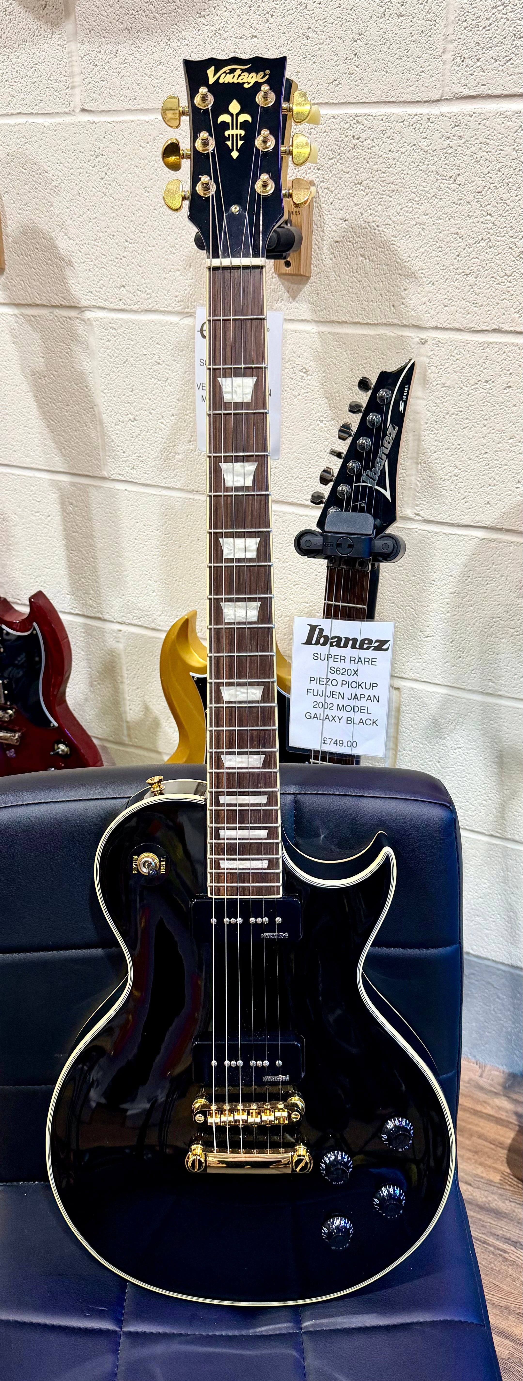 🔥MINT🔥 Vintage V100PBB V100 Les Paul~ P90 Pickups~ 2W90 Gold Hardware~ Black!