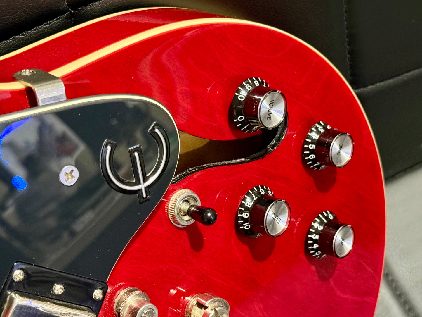 π2012 π Epiphone Dot ES-339 Semi-Hollow Electric Guitar~ Cherry Red~ Lovely!