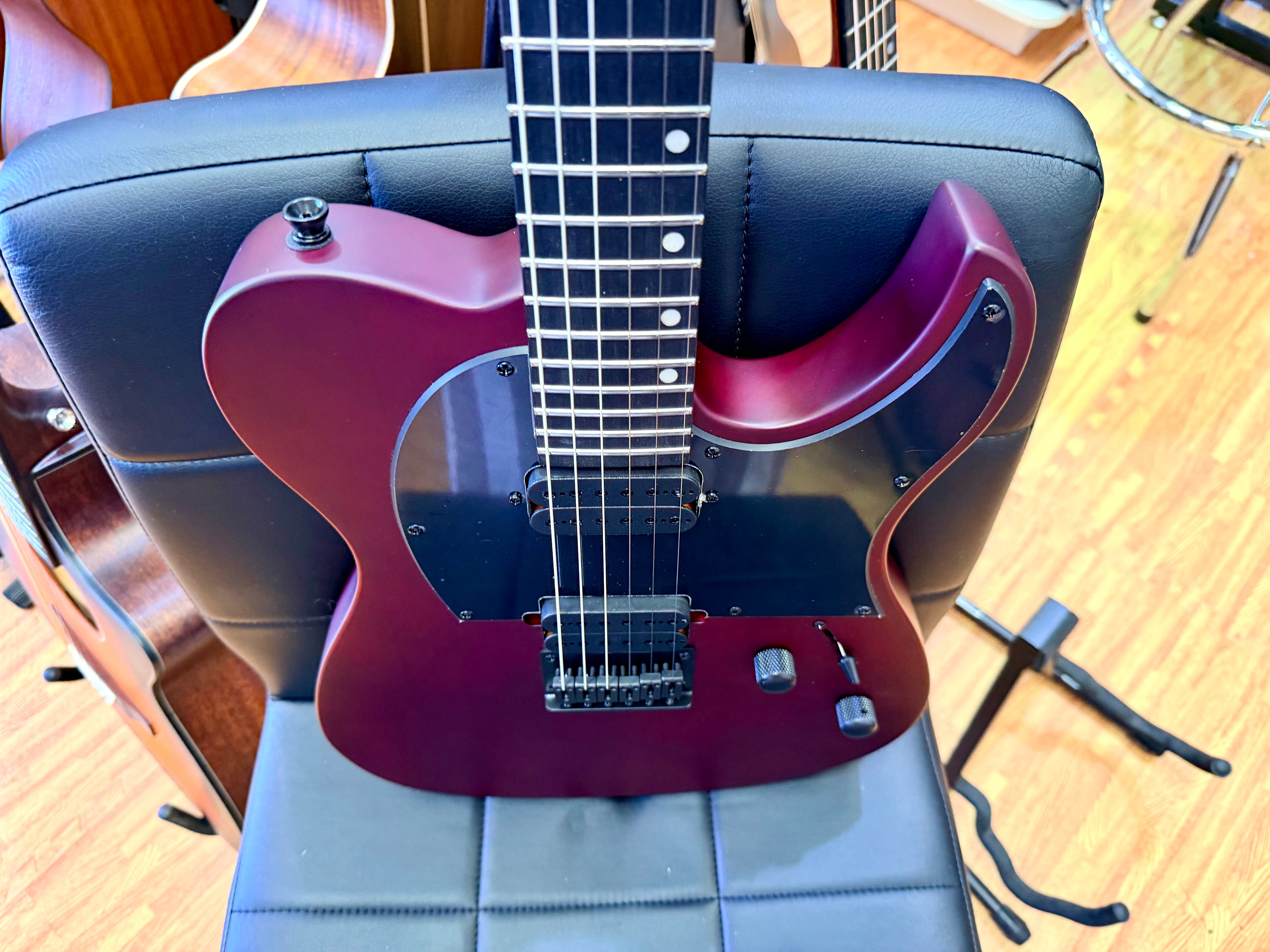 ⚡️NEW⚡️ Spira T-400 Satin Wine Red~ Electric Guitar HH Locking Tuners~ 2026!