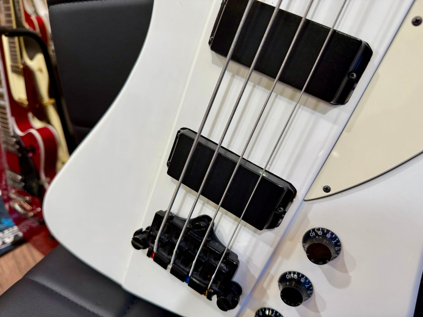 🔥RARE WHITE🔥 Epiphone Thunderbird T-Bird Bass~ Made In Korea~ 2007 Model!