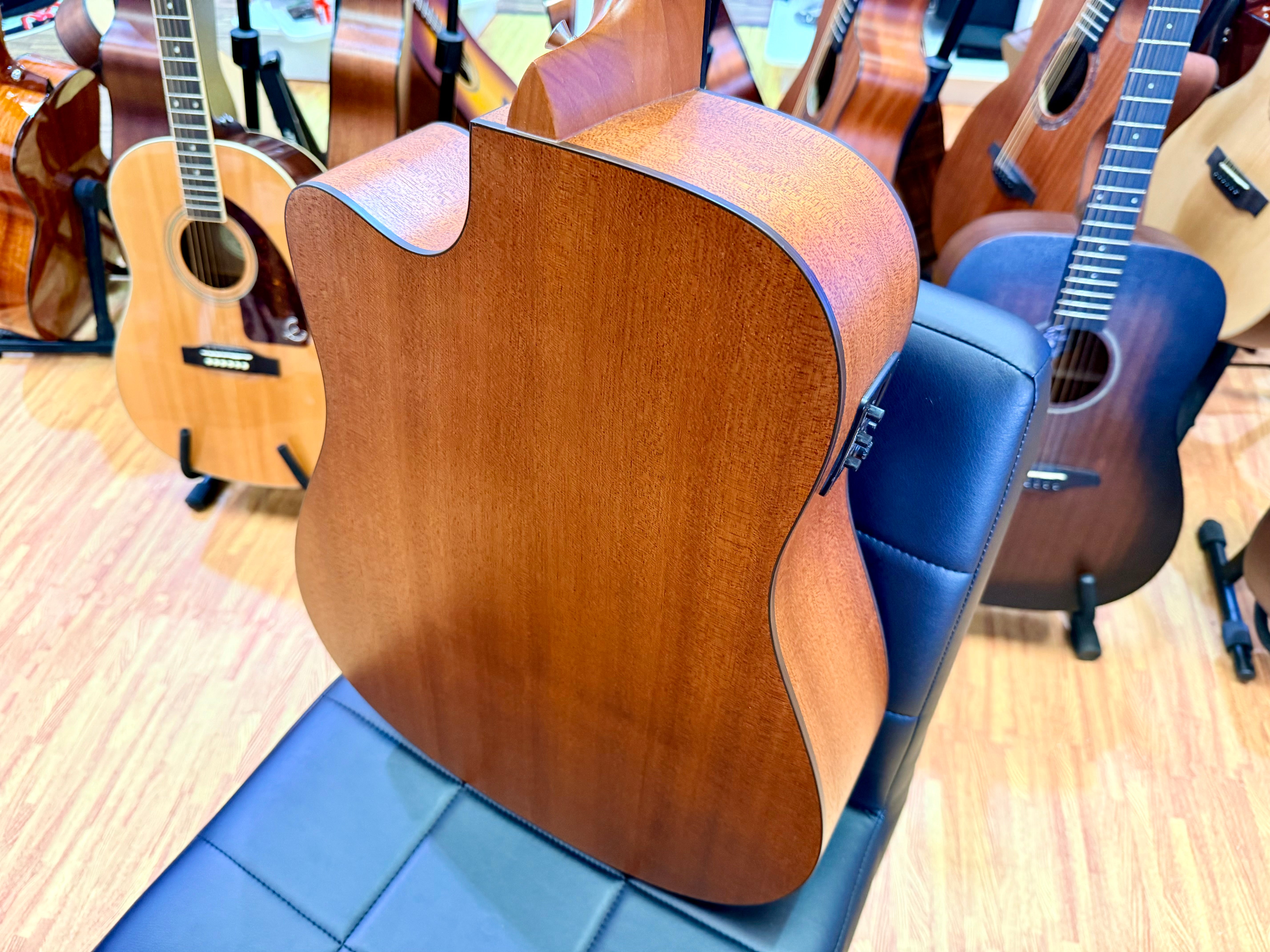 🪵NEW🪵 Vintage Statesboro VE440MM Mahogany Cutaway Electro-Acoustic Guitar!