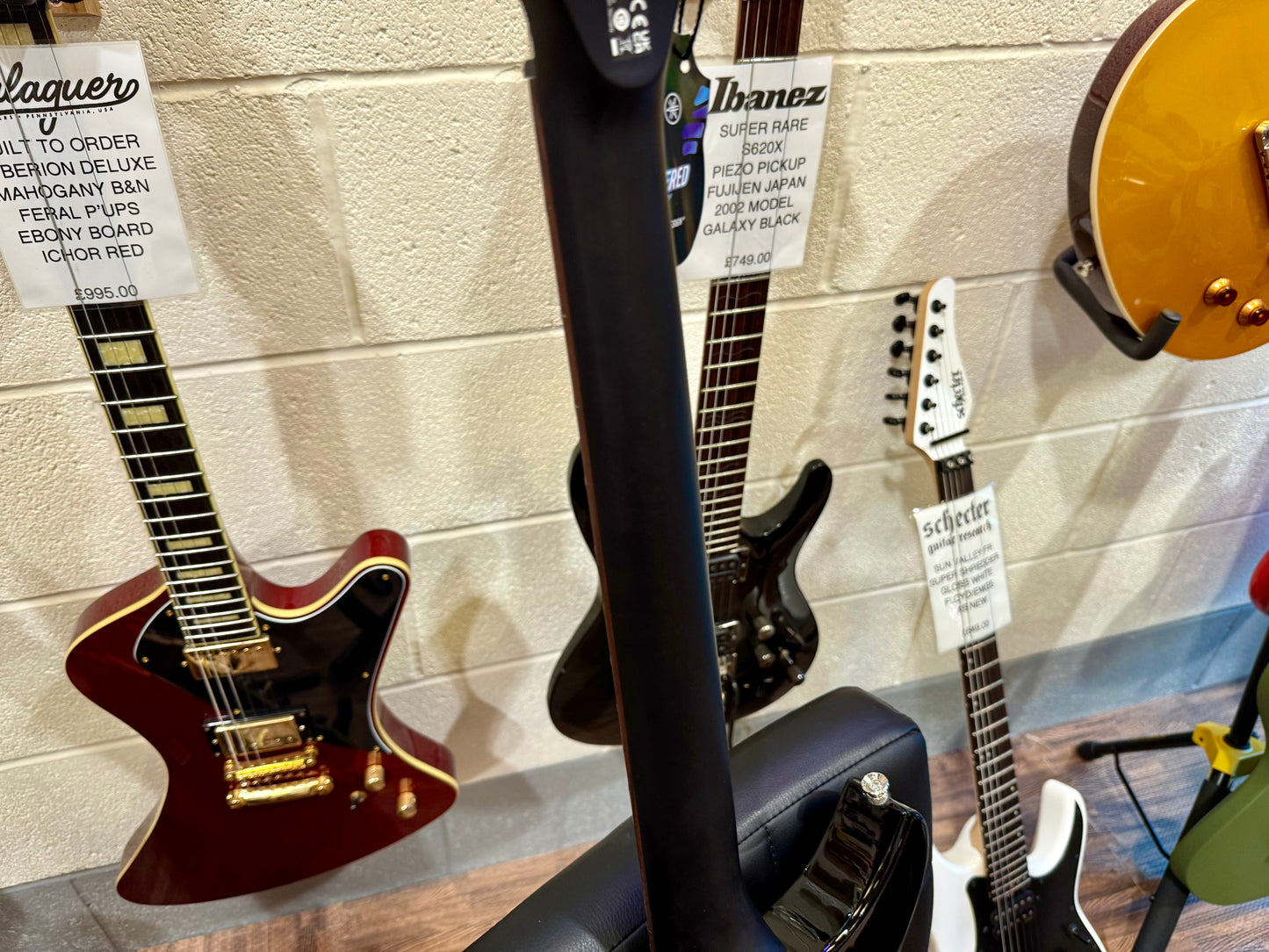 🌟BRAND NEW🌟 Yamaha Revstar Element RSE20~ Gloss Black~ Latest Model!