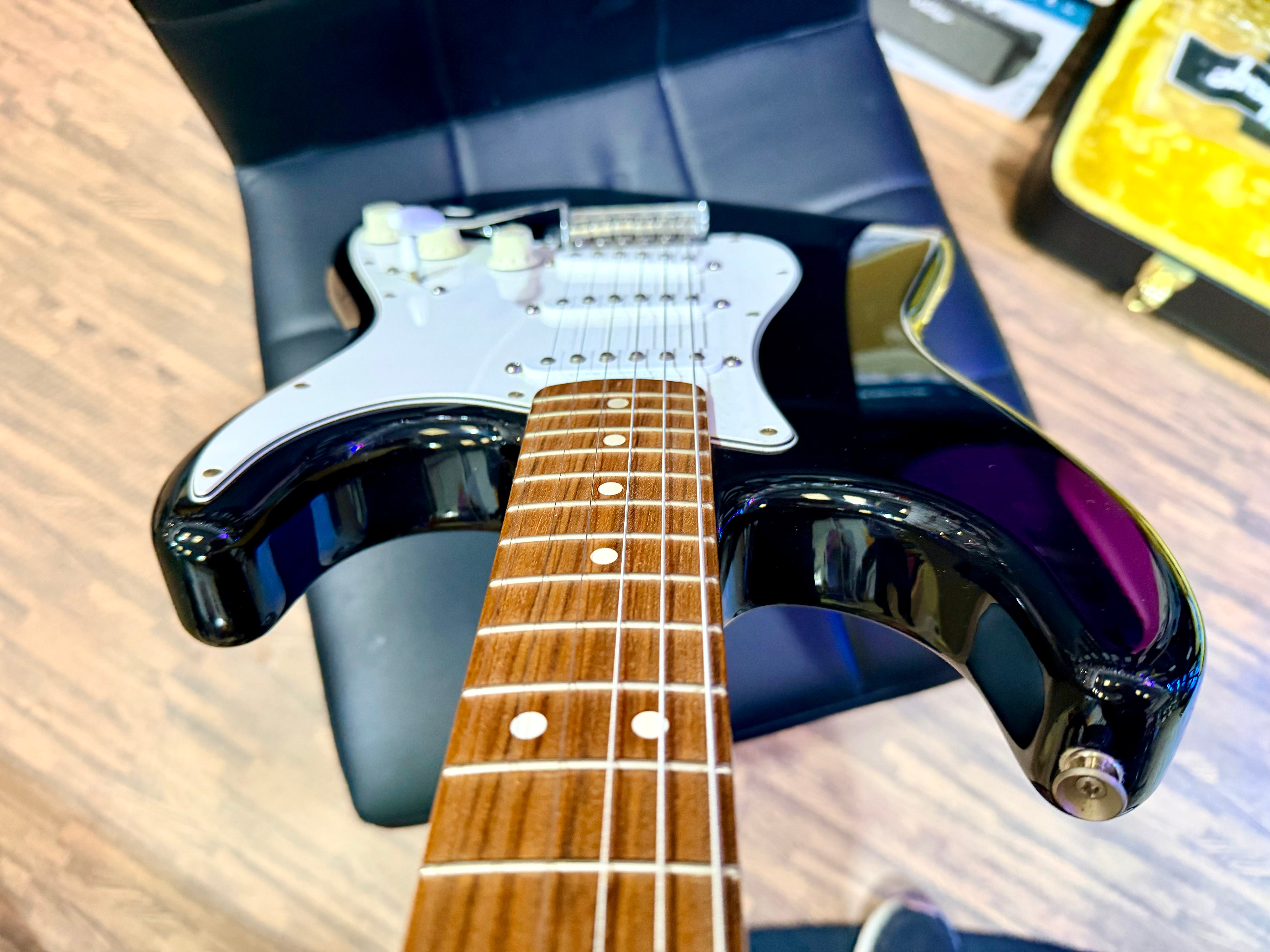 π2000π Fender Mexican Standard Stratocaster~ Classic Black Strat~ Rosewood~MIM