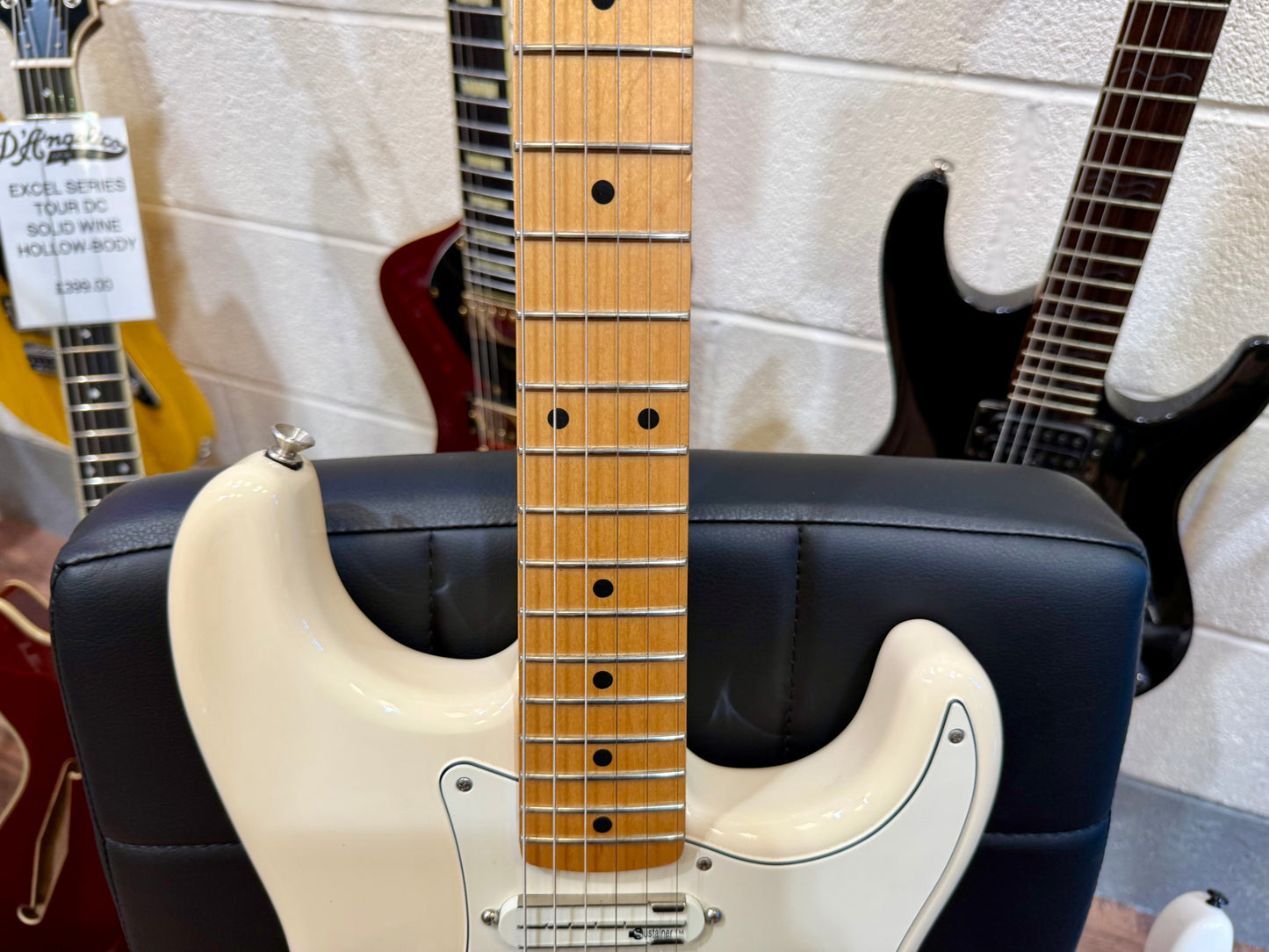š„2020š„ Fender Ed OāBrien Sustainer Stratocaster~ Artist Series Signature~White