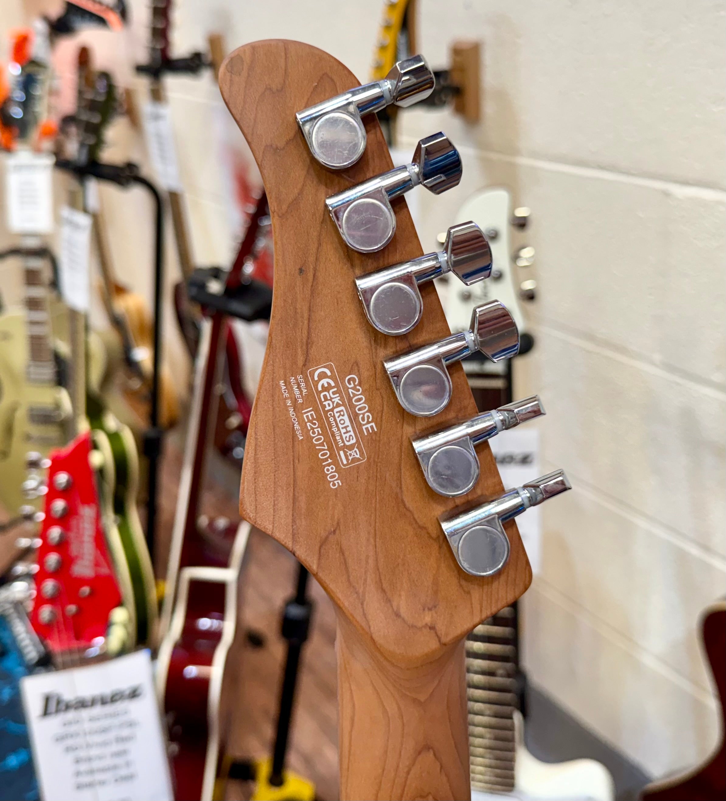 🌟BRAND NEW🌟 Cort G200SE Limited Edition~ Scarlet Red~ Roasted Maple~ Latest Model!