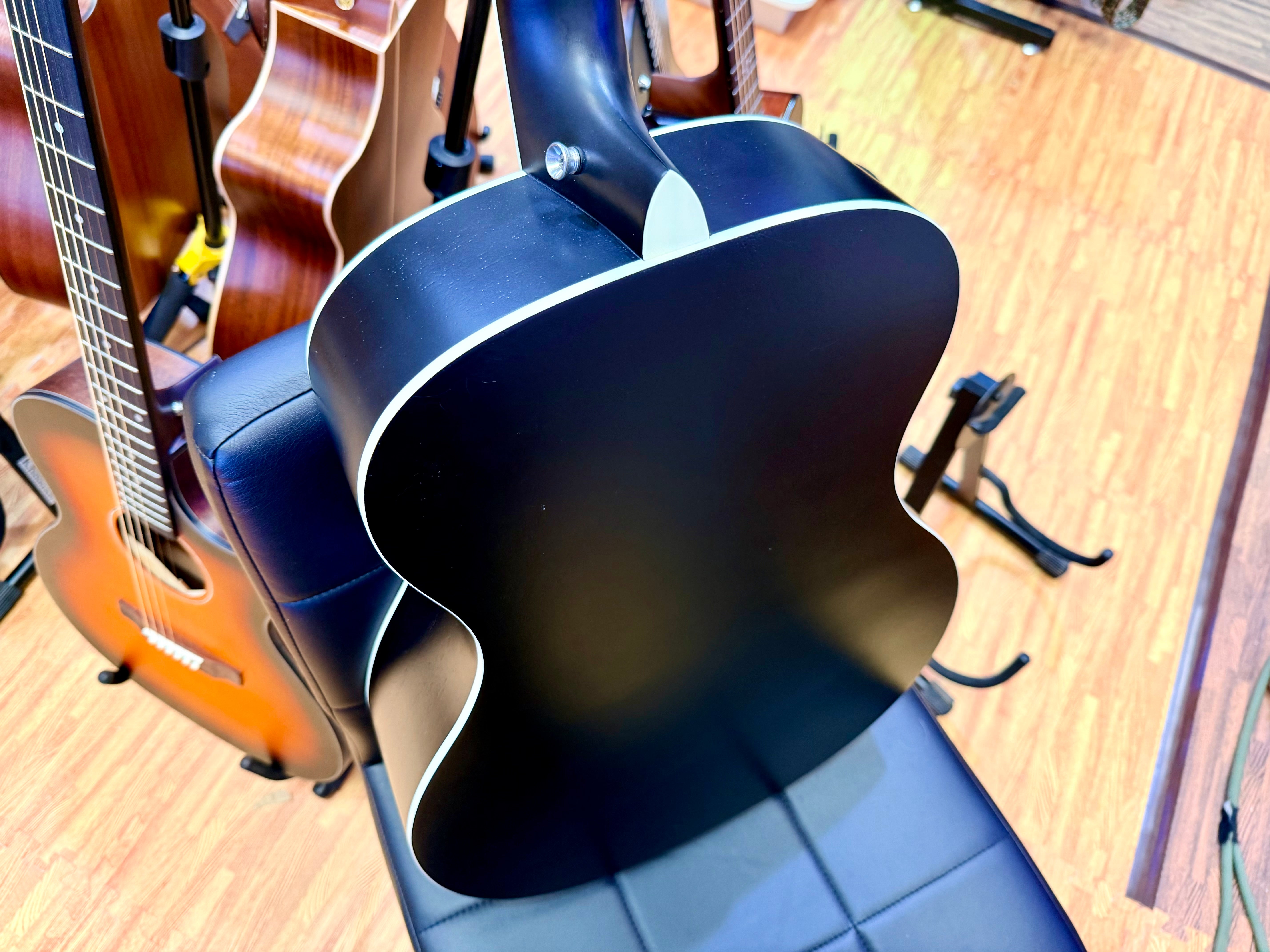πNEWπ Vintage VE330 Electro Acoustic Guitar~ Gloss Black~ Solid Spruce Top!