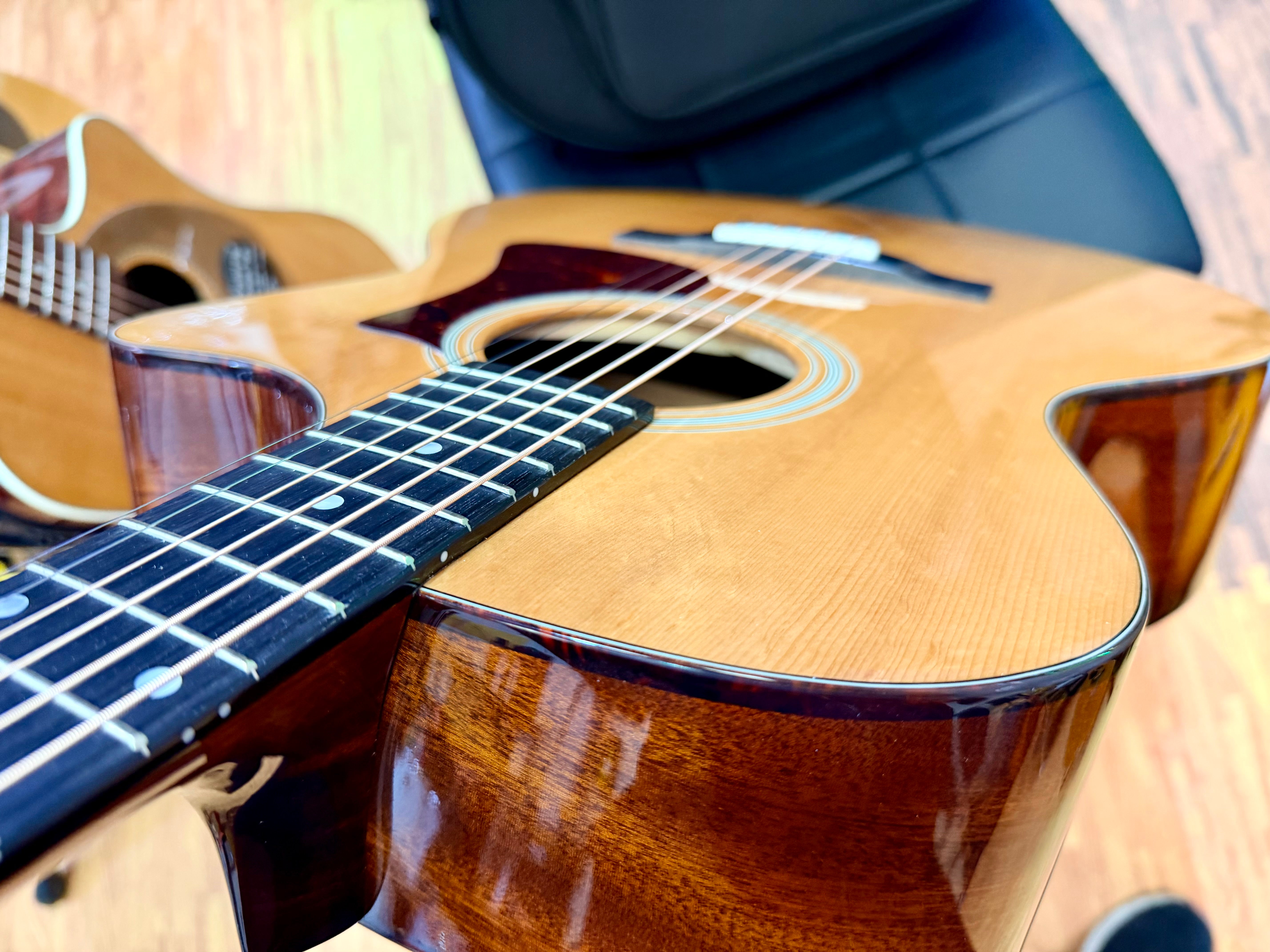 ✨MINT✨ 2024 Eastman AC122-1CE DLX Deluxe Electro Acoustic Guitar~ Natural + Bag!