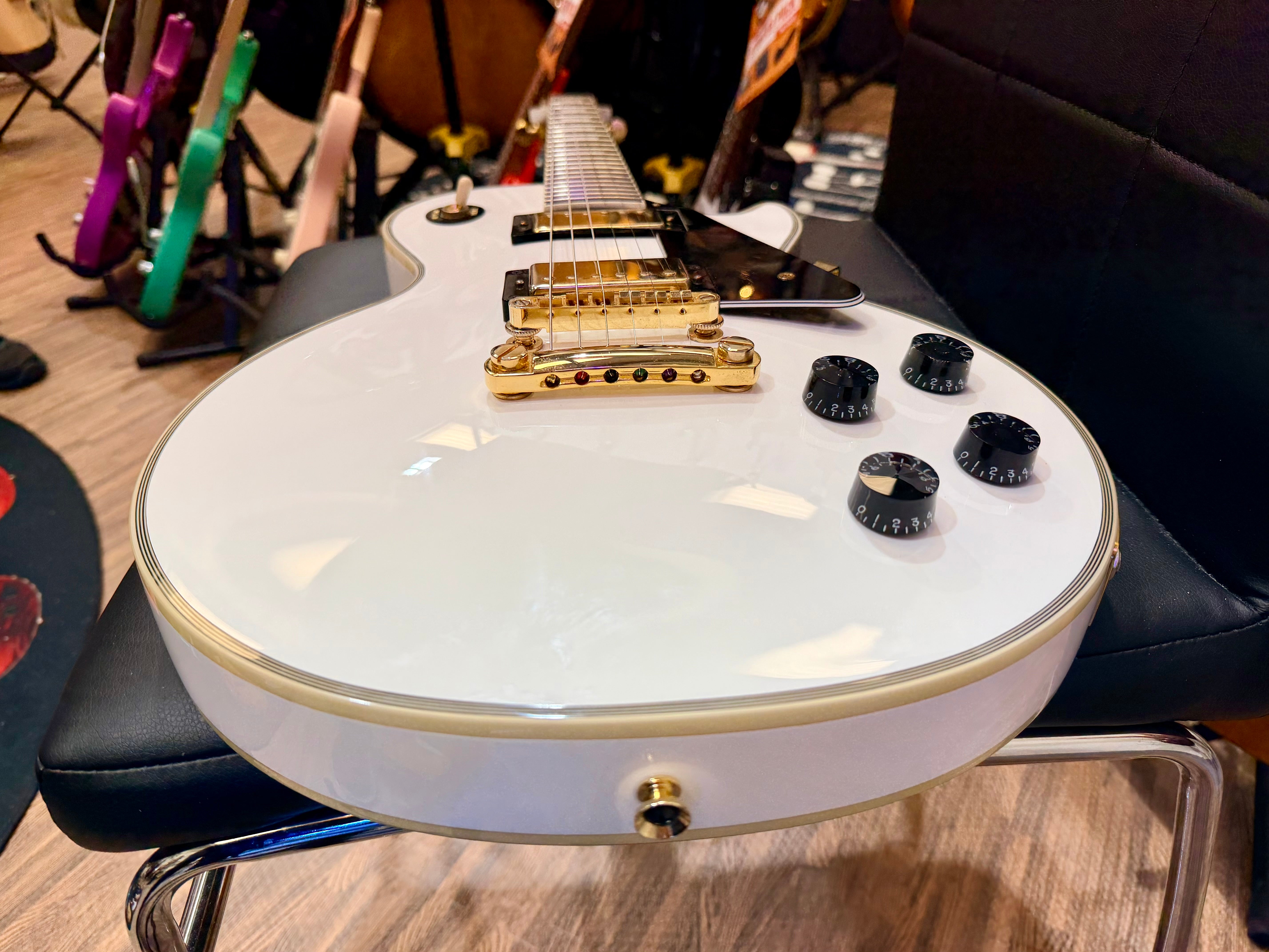 ⚡️MINT 2021⚡️ Epiphone Les Paul Custom Guitar~ Alpine White~ Inspired By Gibson!