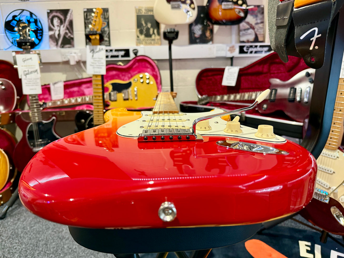 ☀️LIMITED EDITION☀️ Fender Player Plus Stratocaster ~ Tequila Sunrise~ Mexican!