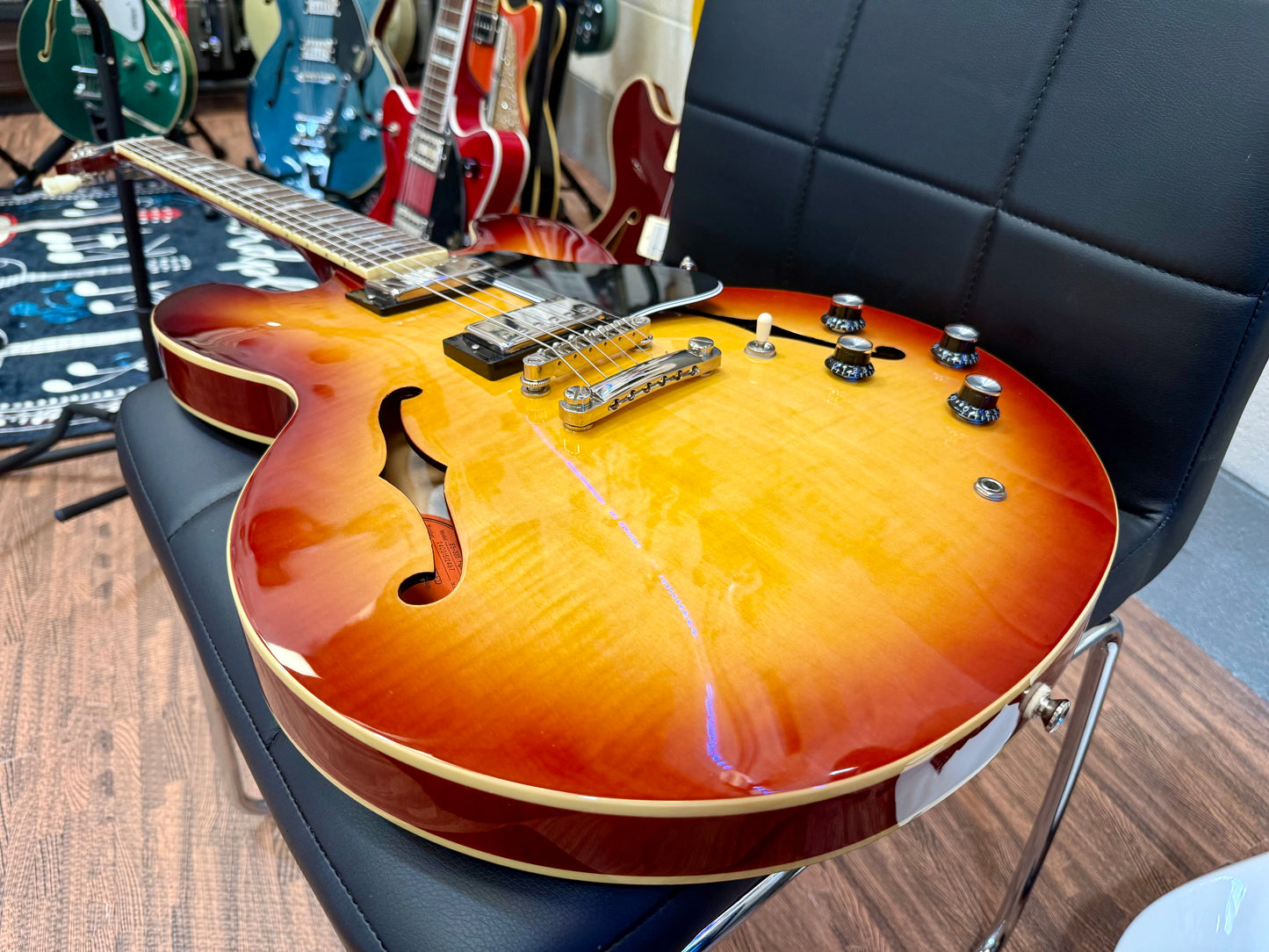 🌟2024 MINT🌟 Epiphone ES-335 Figured~ Raspberry Tea Burst~ Inspired By Gibson!