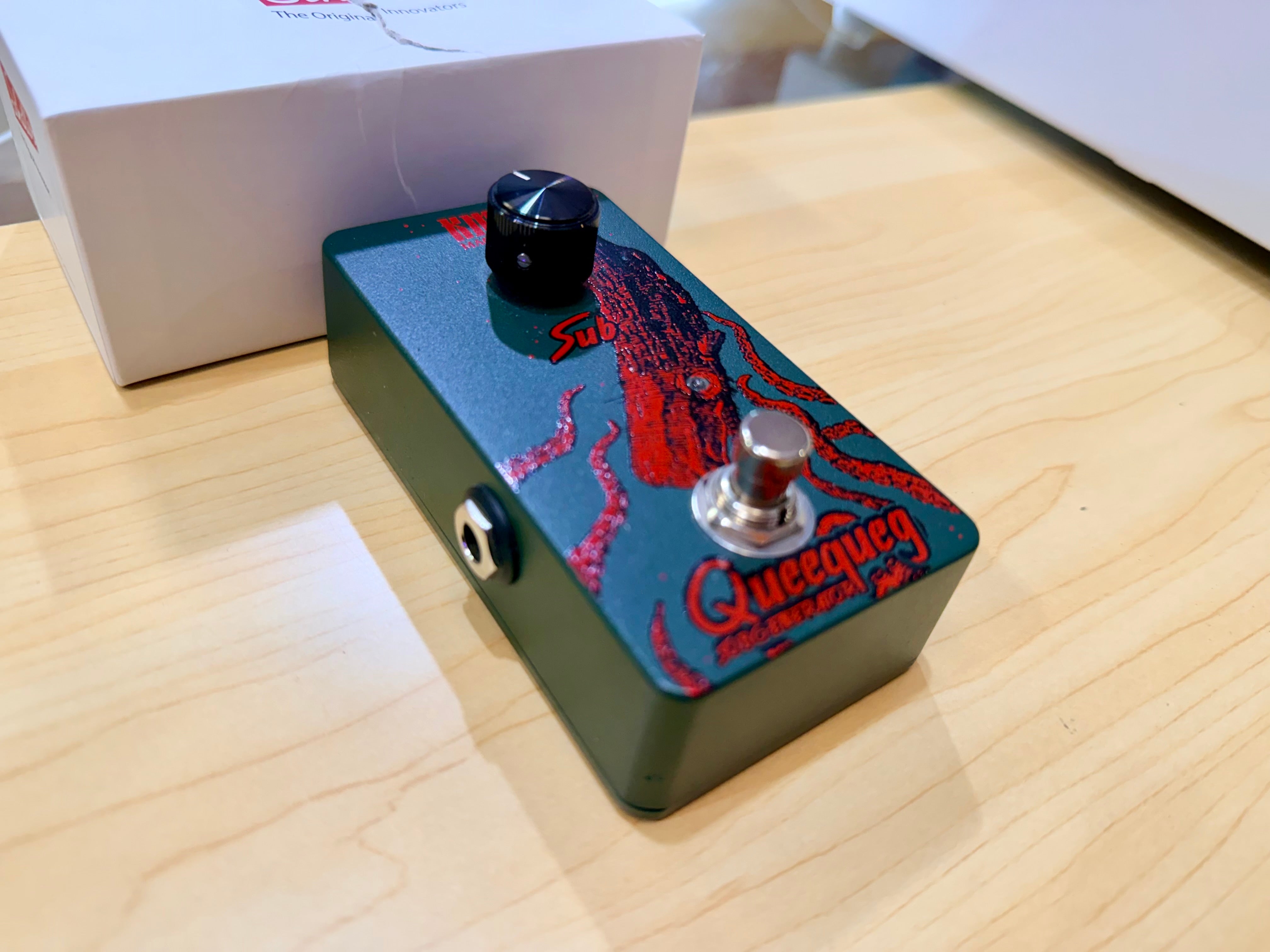 🎸 KMA Machines Queequeg Sub Octave Generator~ Boxed Guitar Effects Pedal 🎸