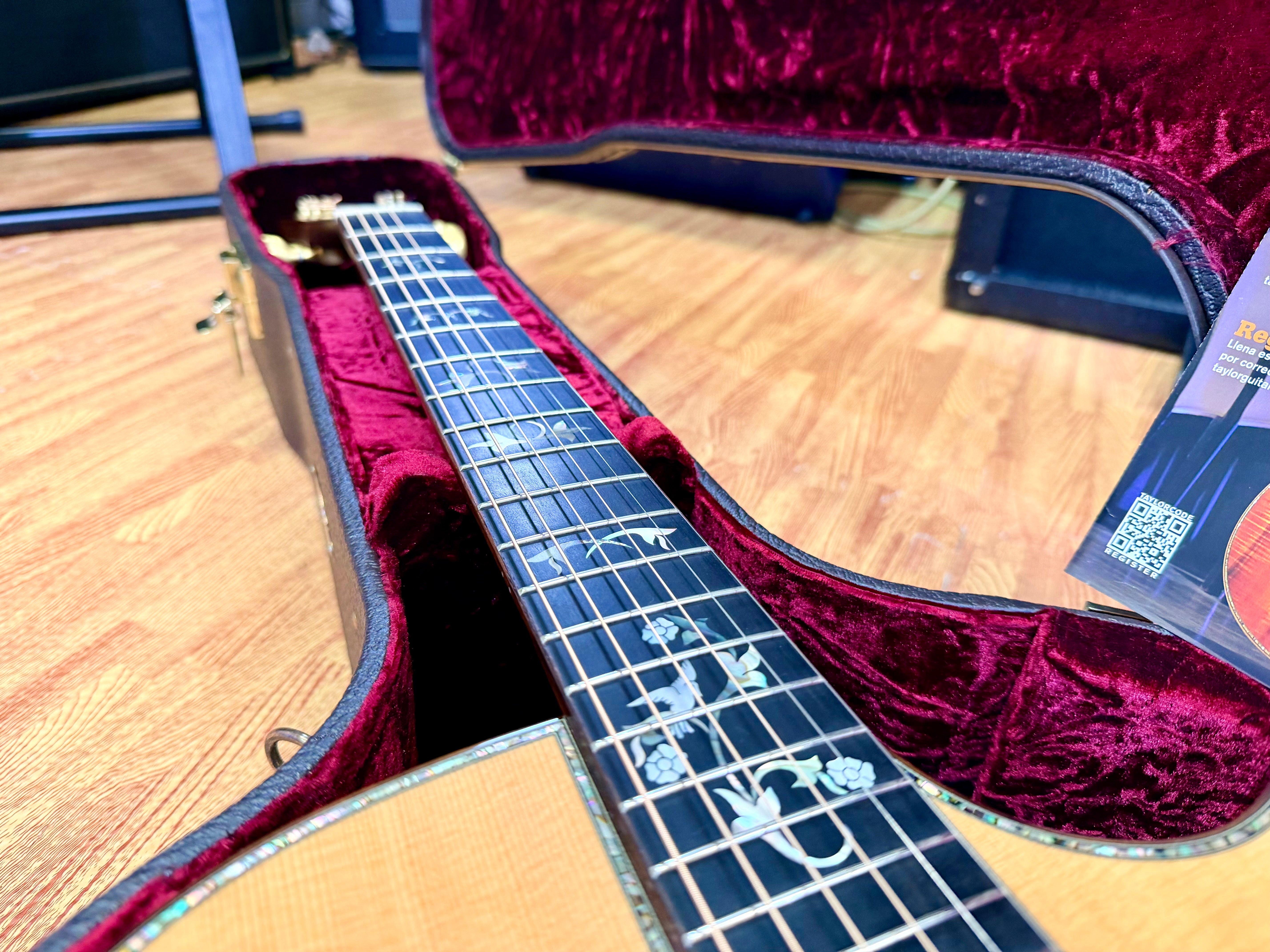 ✨BEAUTIFUL✨ 2011 Taylor 914ce Grand Auditorium~ Cindy Inlay~ Electro Acoustic!