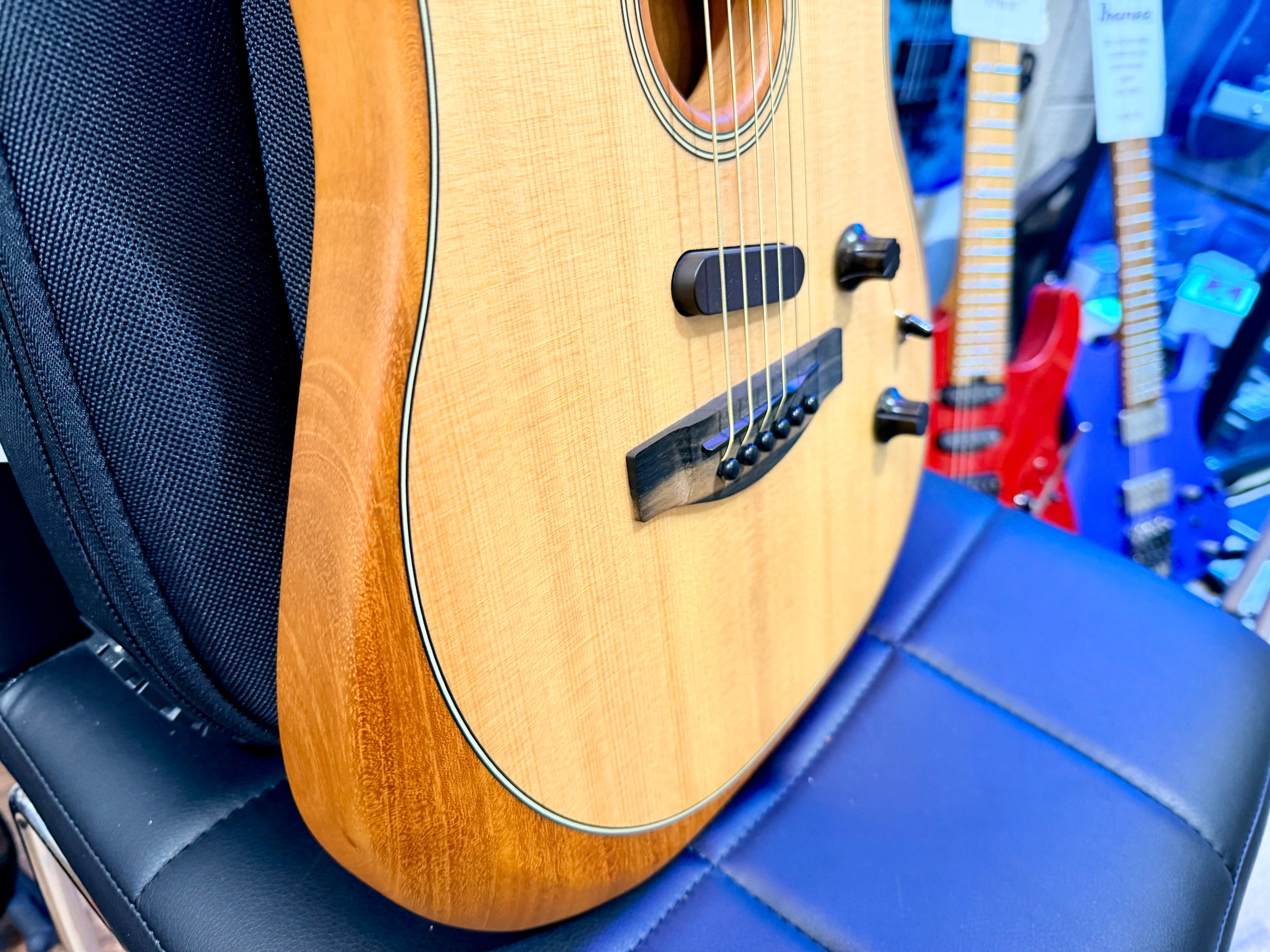 🇺🇸2021🇺🇸 Fender American Acoustasonic Stratocaster~ Natural Finish + Gig Bag