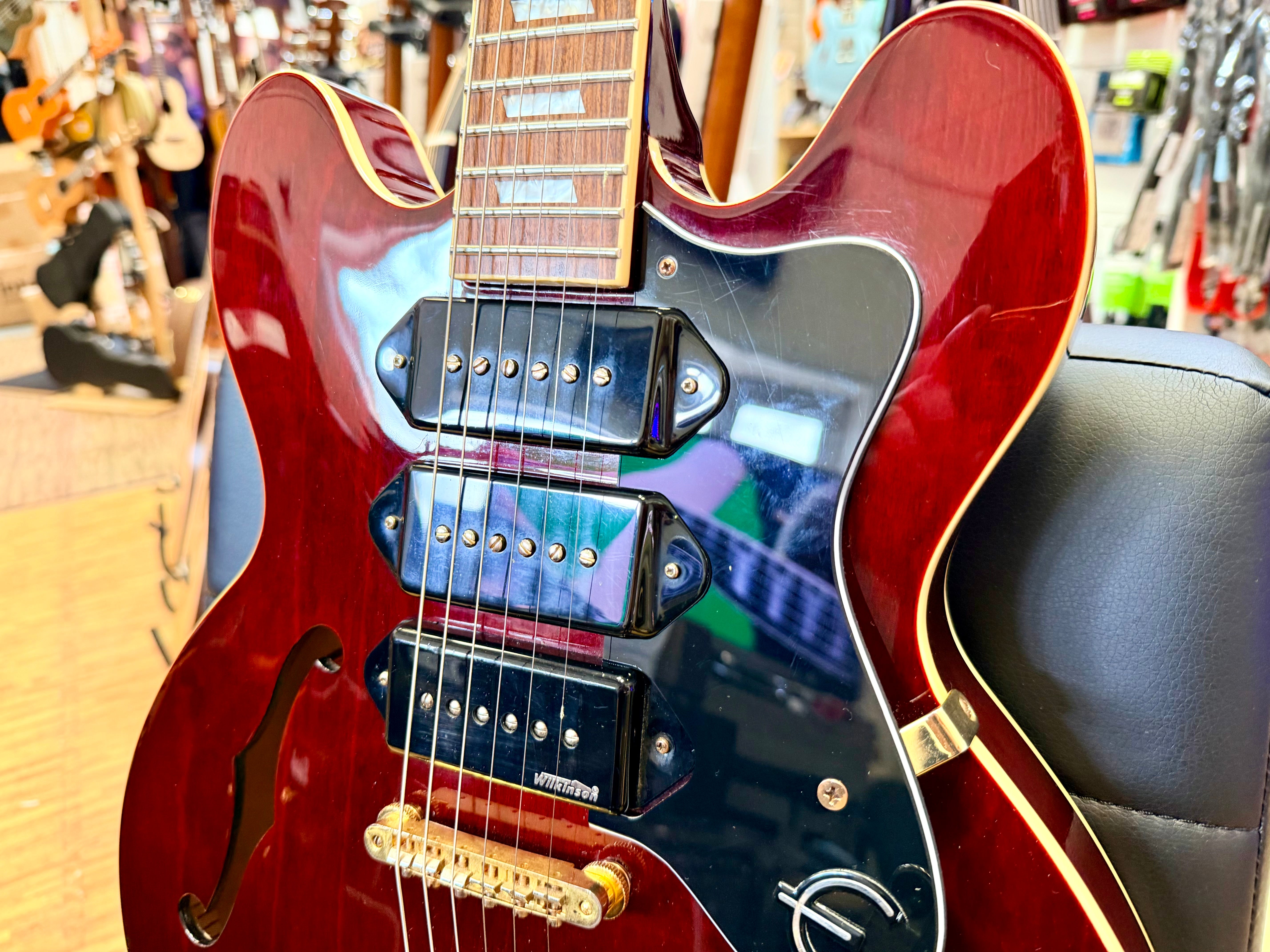 ✨2018✨ Epiphone Riviera Custom P93 Wine Red Bigsby P90 + New Gator Hard Case!