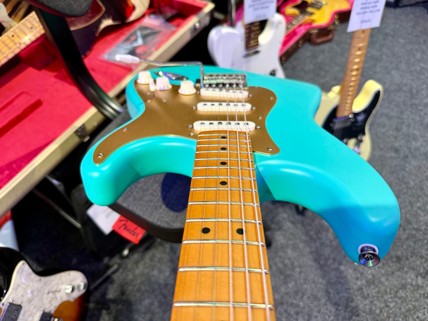 🌟 Fender Squier 40th Anniversary Stratocaster Vintage Edition Seafoam Green 🌟