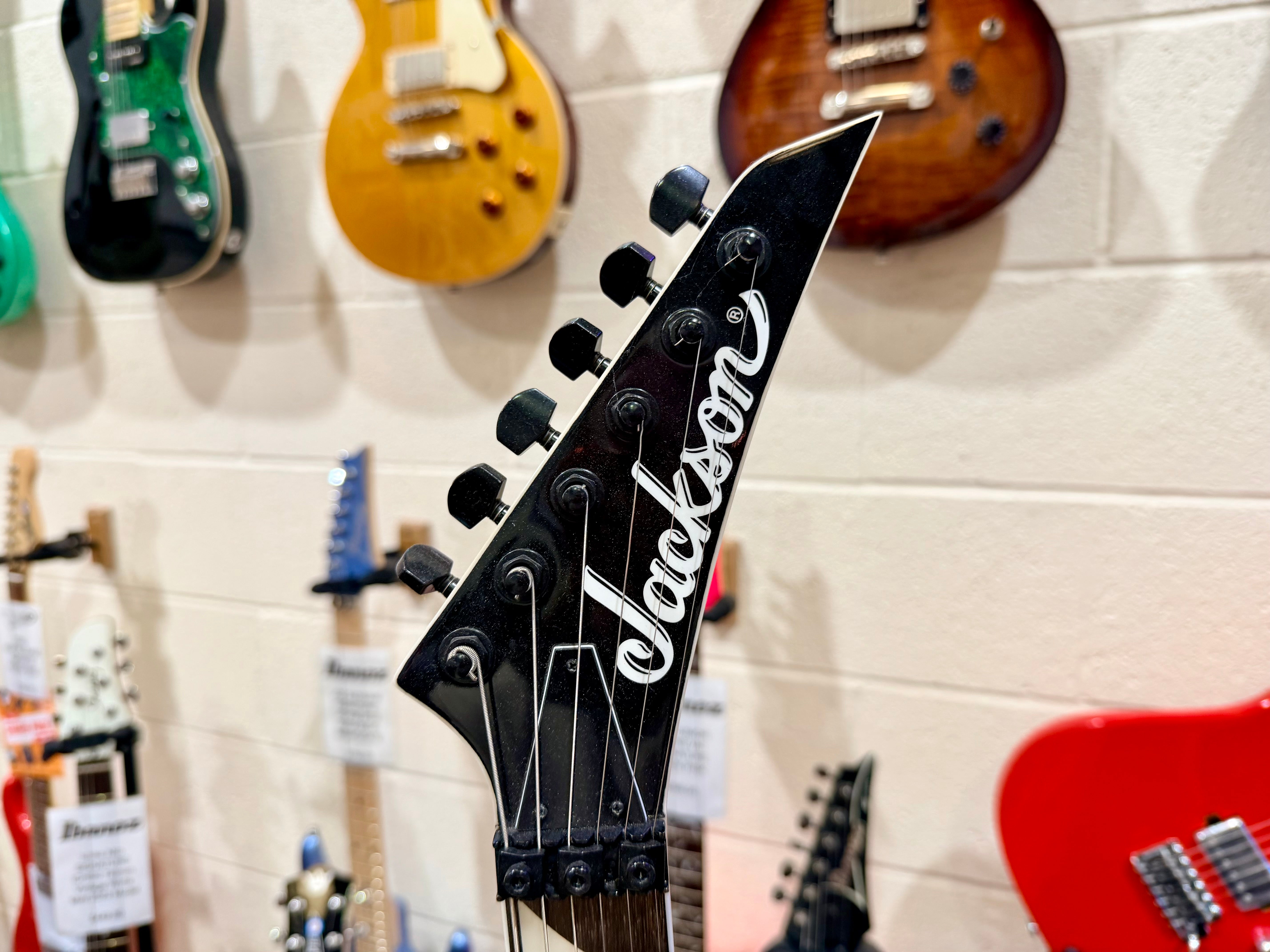 🔥2020🔥 Jackson JS Series King V JS32~ Gloss Black Flying V~ Floyd Rose!