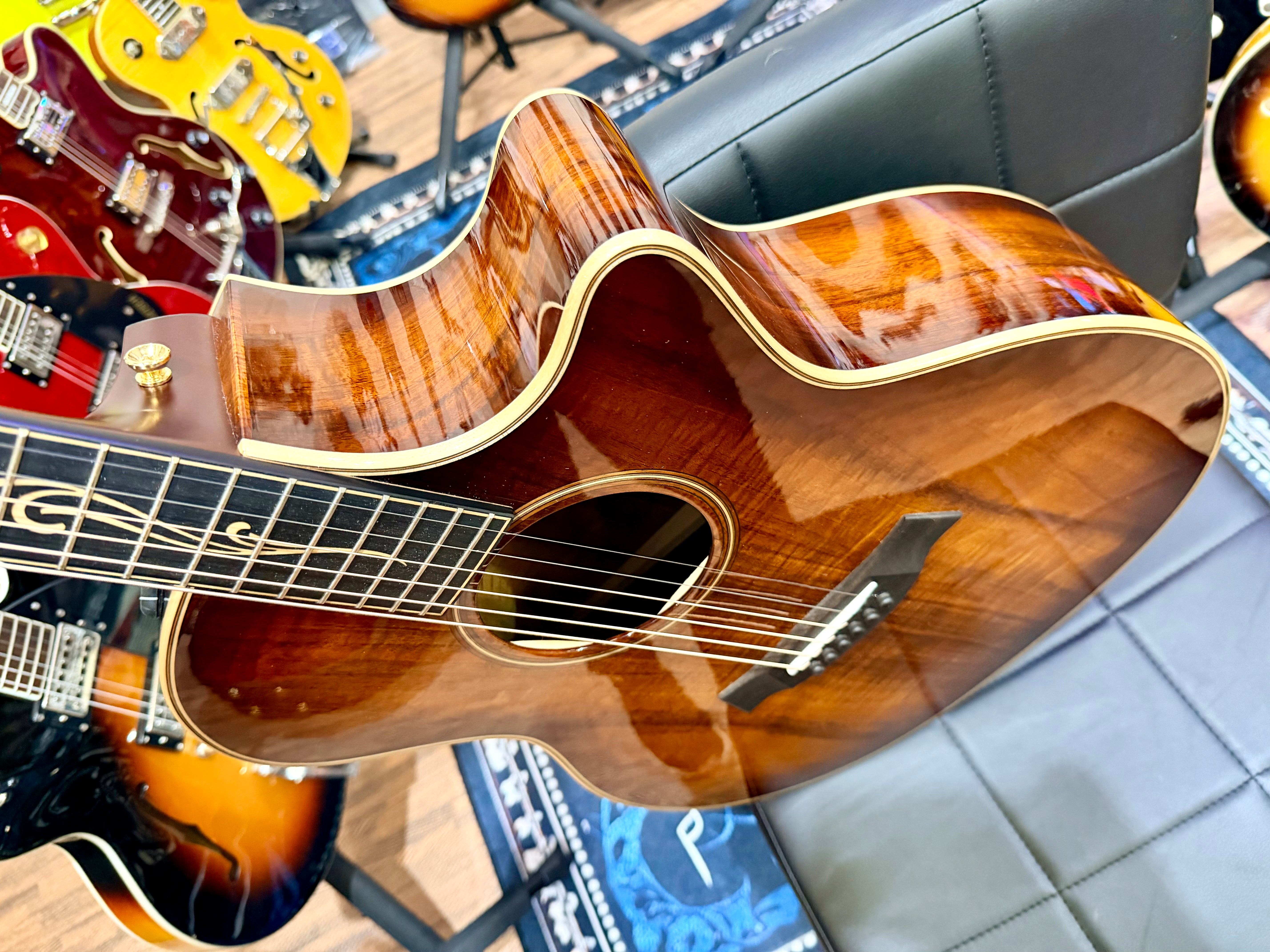 🔥HAWAIIAN KOA🔥 2022 Taylor K24ce~ V-Class~ Shaded Edgeburst~ USA + Hard Case!