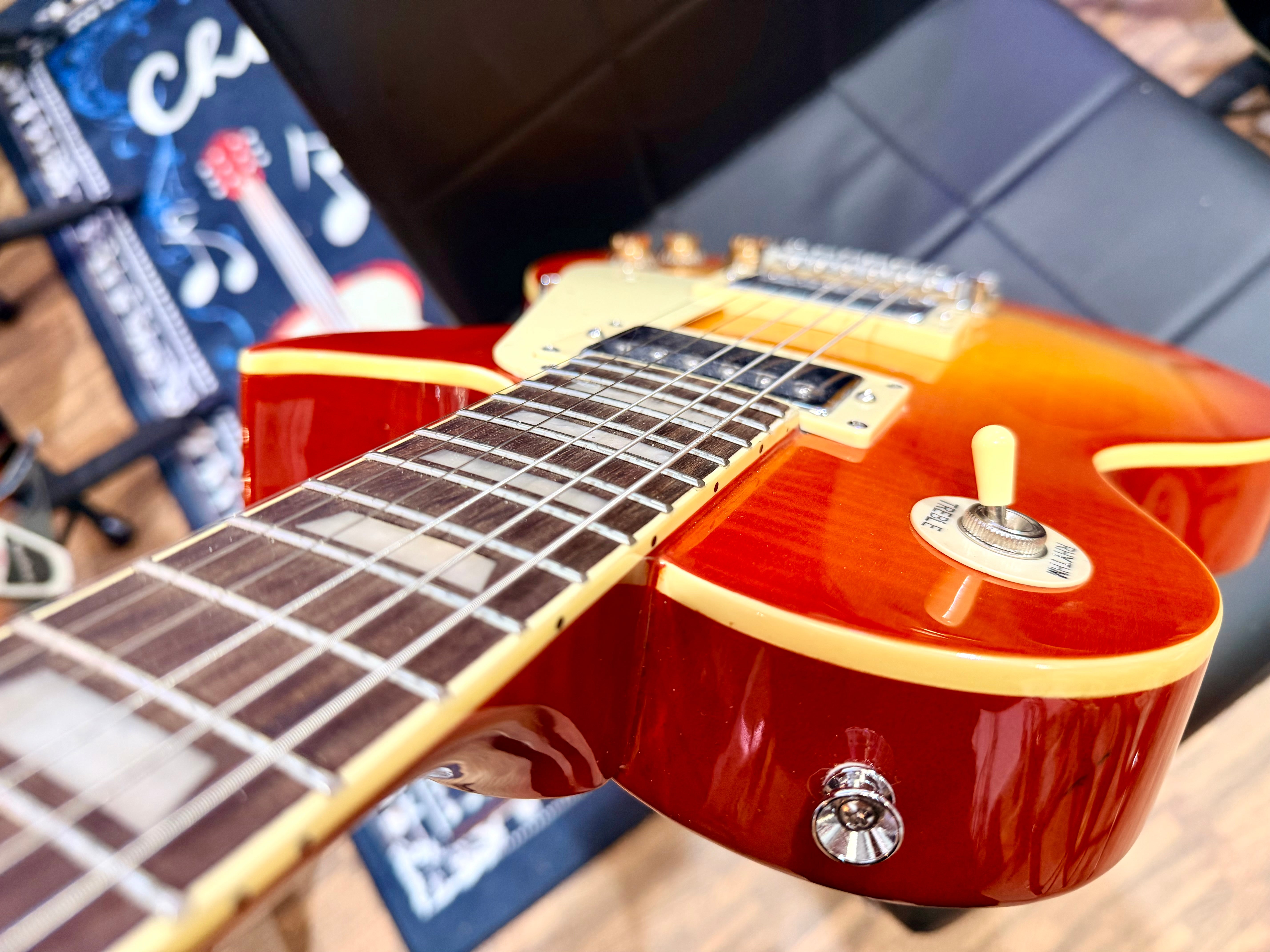 🍯B-STOCK🍯 Vintage V100 ReIssued Electric Guitar ~ Honeyburst Les Paul!