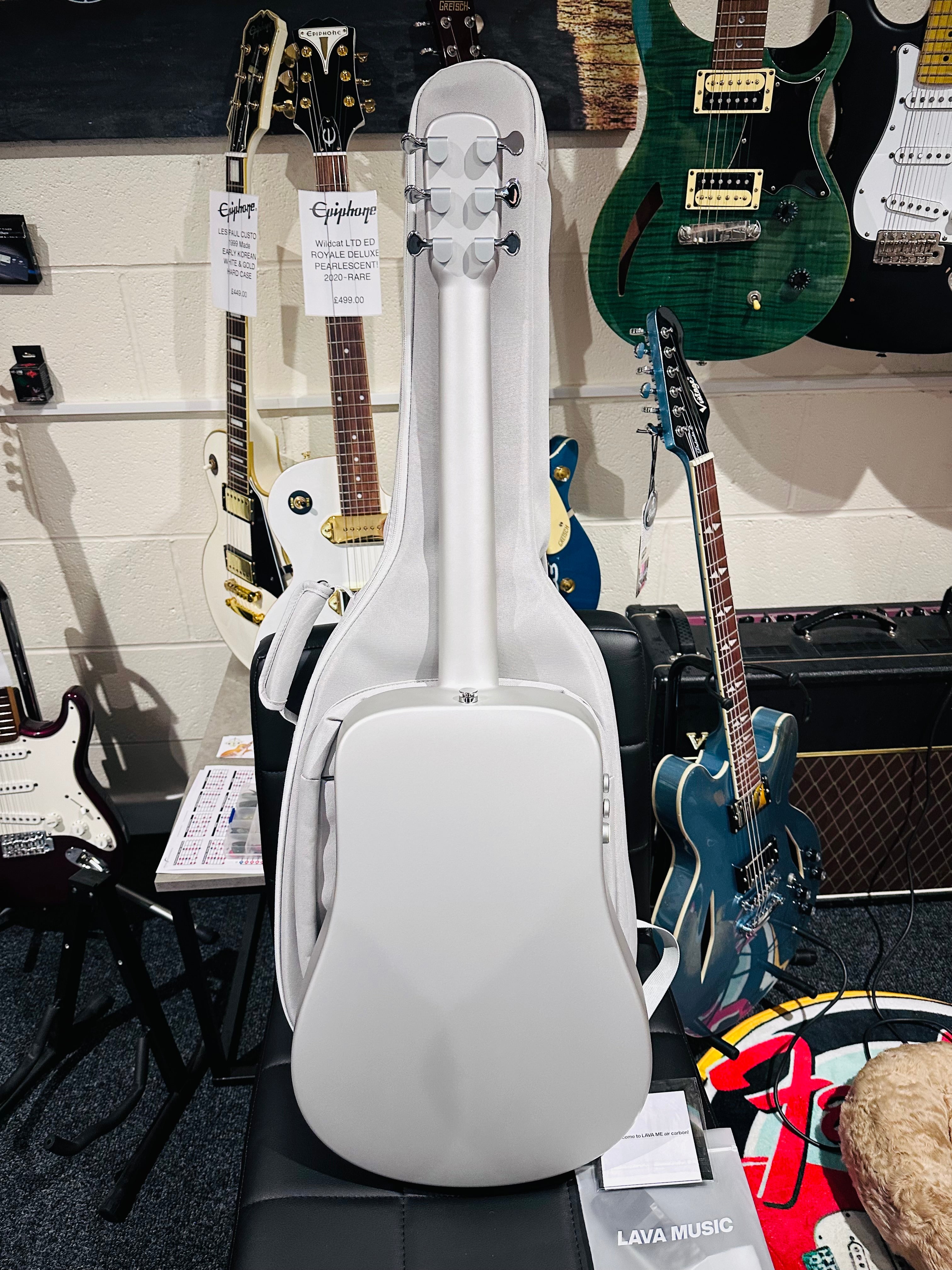 ๐NEW๐ LAVA ME AIR CARBON FIBRE 36โ Electro-Acousic Smart Guitar~ Silver + Bag!