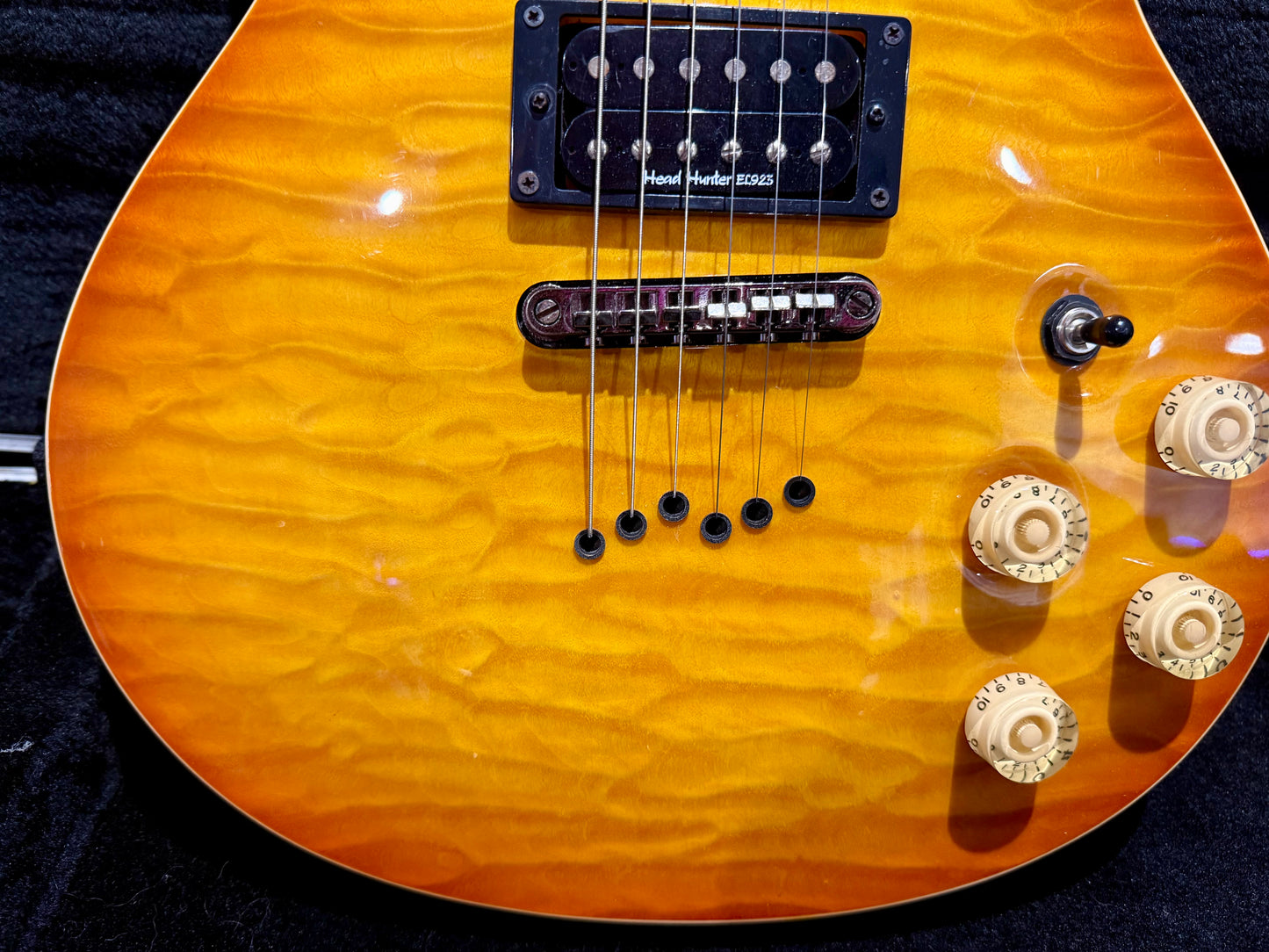 🌟RARE KOREAN🌟 Washburn Tabu Series TB-300 Double Cut~ Head Hunter P’ups~ Case!