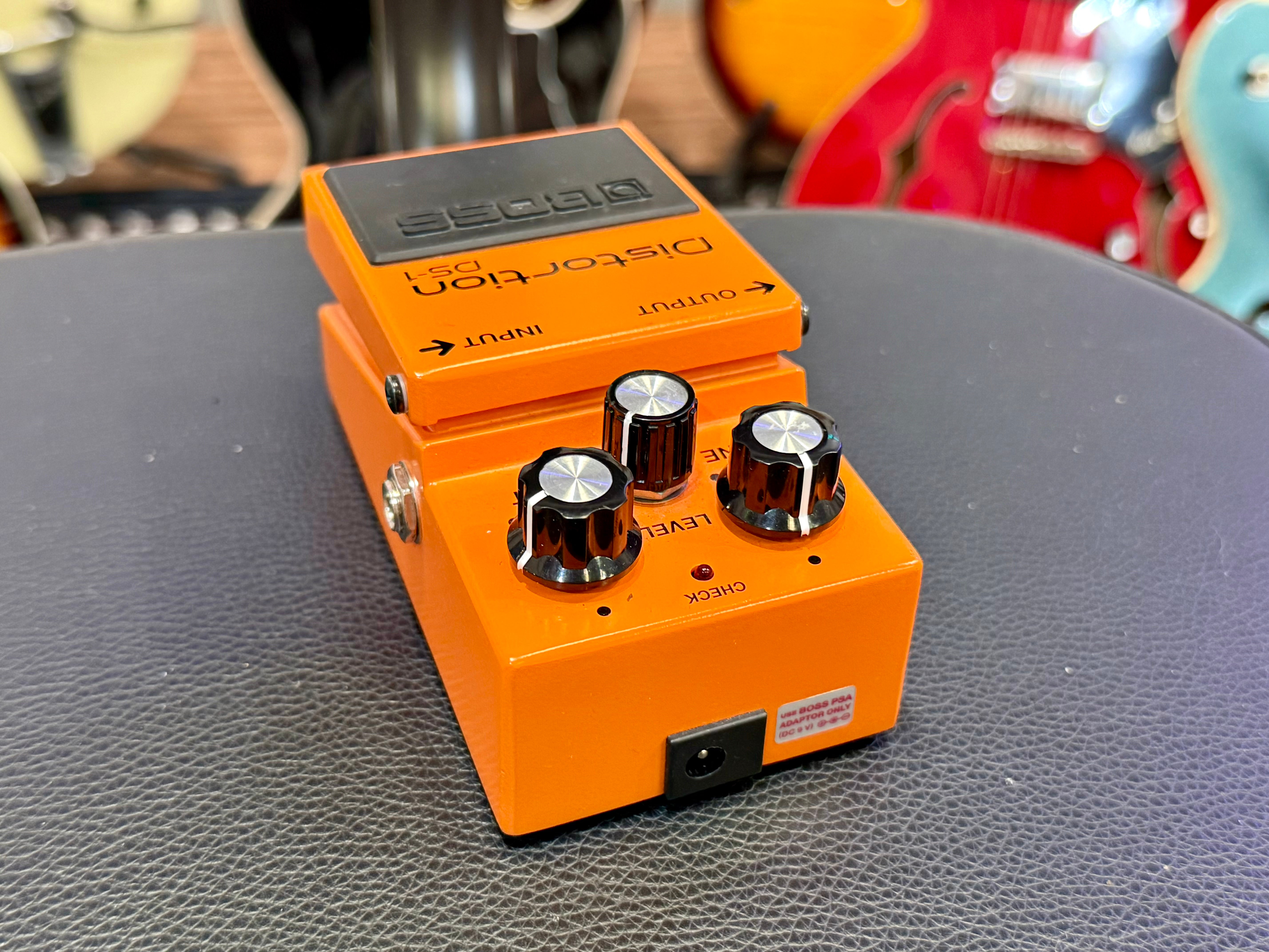 🌟MINT🌟 BOSS DS-1 Distortion Pedal~ Guitar Effects Pedal!