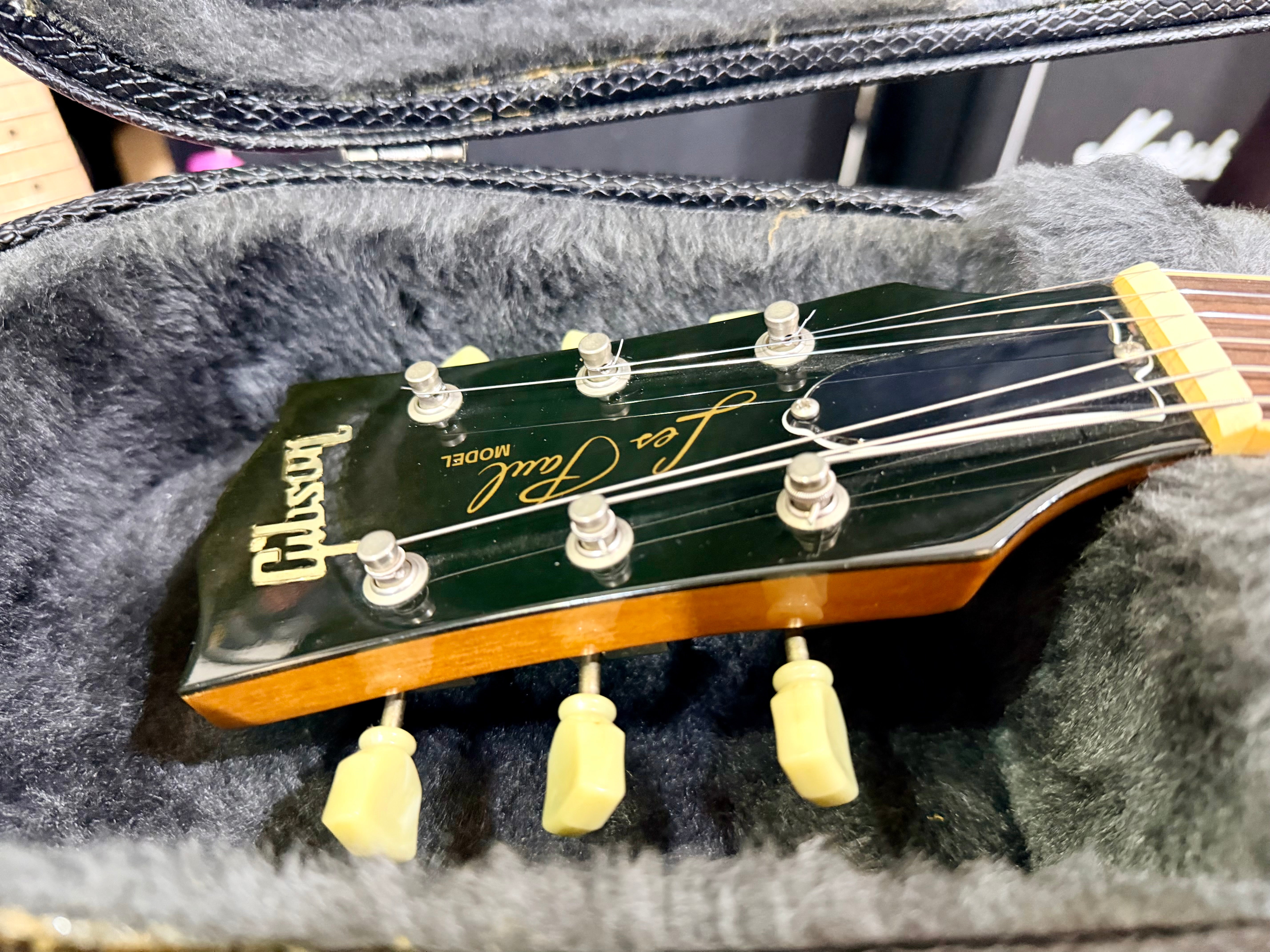 π 2005 Gibson USA Les Paul Standard Goldtop Jim Marshall OBE Signed + Case π