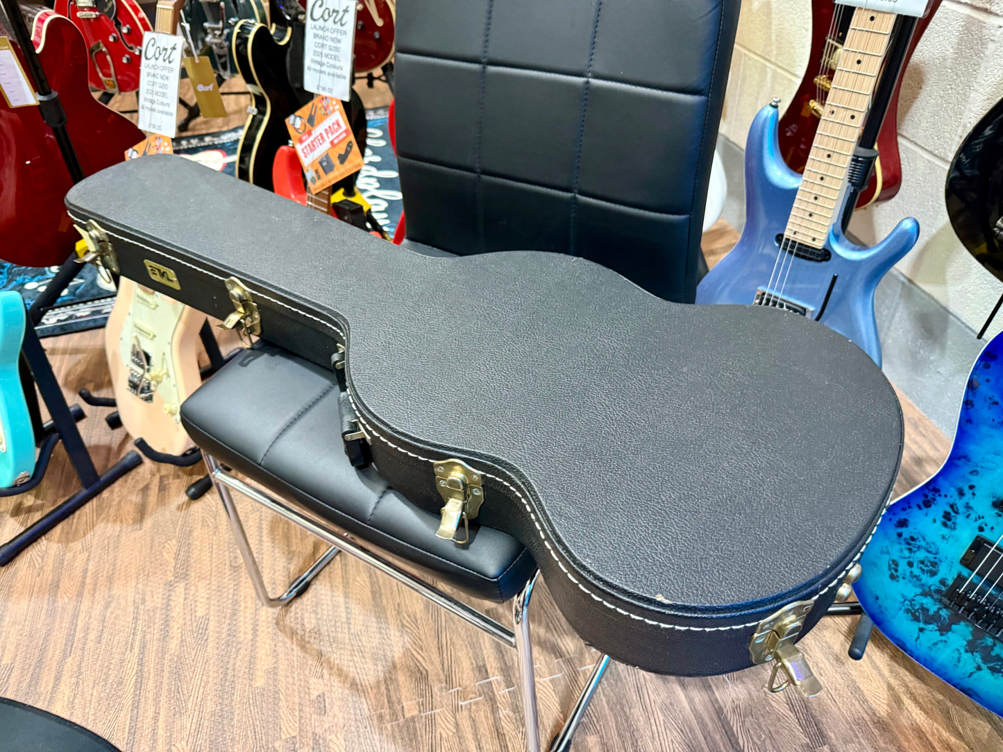 š„2024 USAš„ Gibson SG Standard~ Heritage Cherry~ Hard Case & Candy!