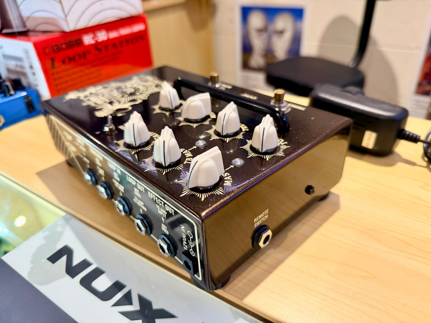 🎸 Victory Amps V4 The Copper Preamp Pedal~ Valve Guitar Amp Pedal 🎸