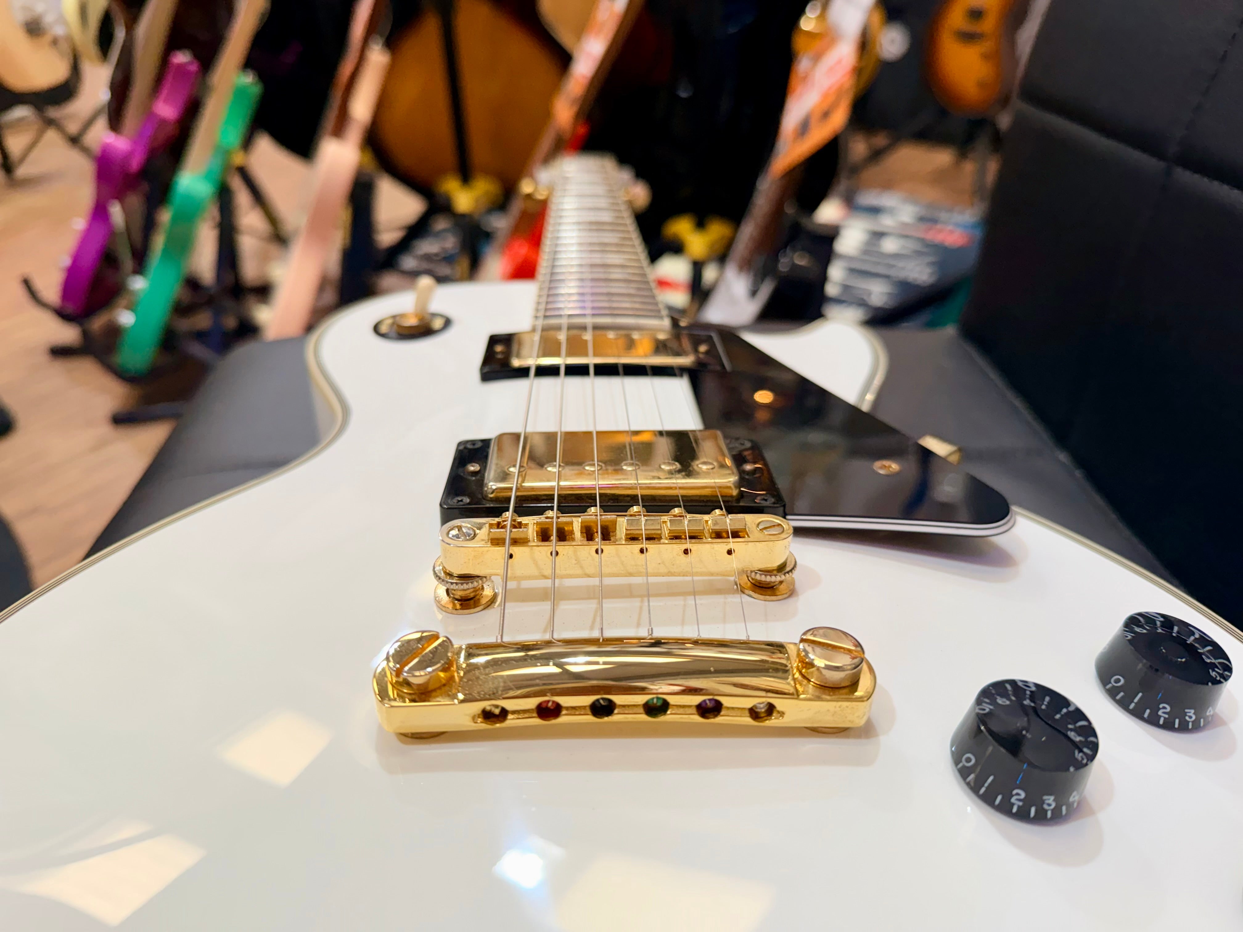 ⚡️MINT 2021⚡️ Epiphone Les Paul Custom Guitar~ Alpine White~ Inspired By Gibson!