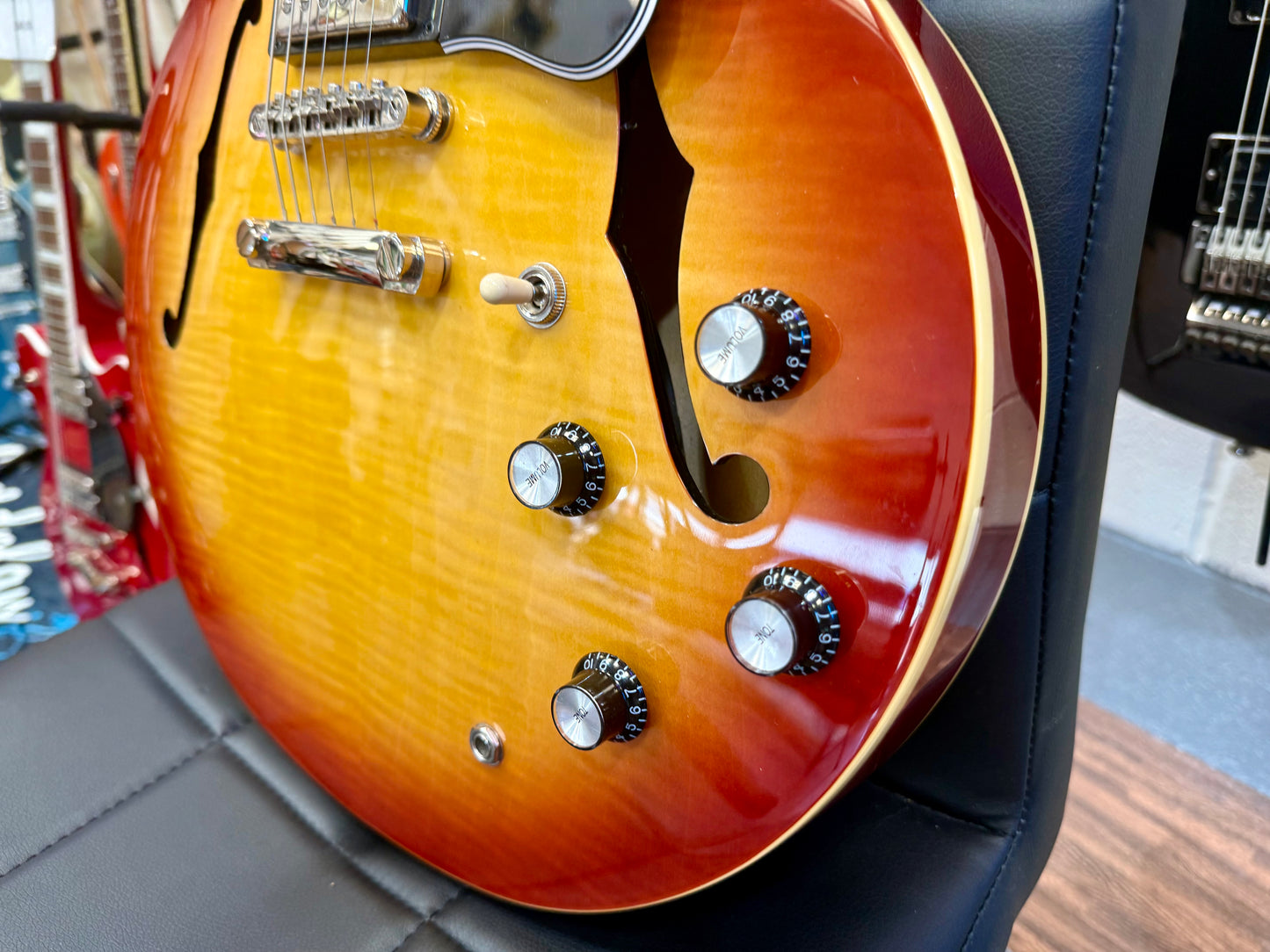 🌟2024 MINT🌟 Epiphone ES-335 Figured~ Raspberry Tea Burst~ Inspired By Gibson!