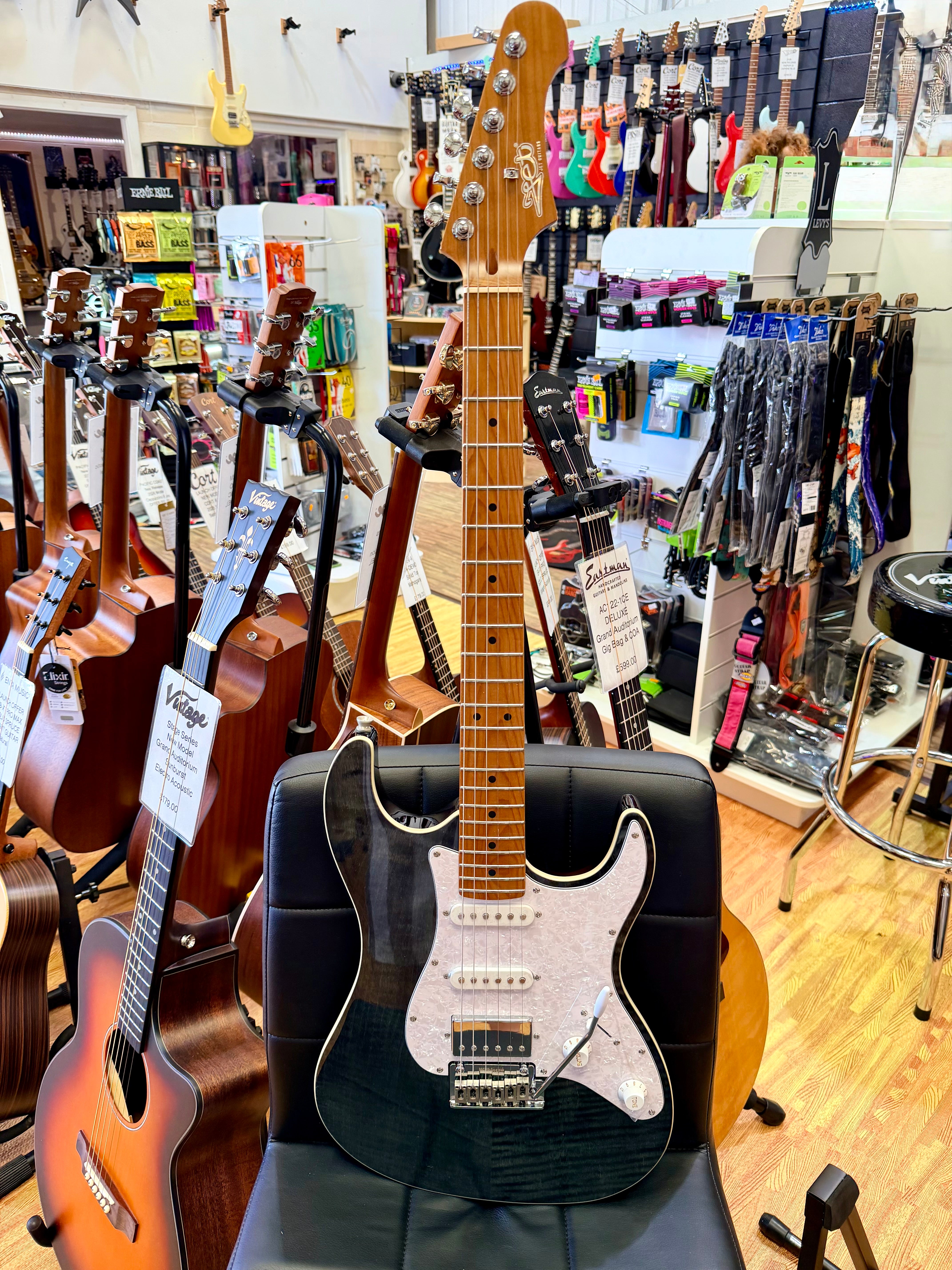 ⚡️NEW⚡️ JET JS-450 Transparent Black Electric Guitar~ HSS Flame Top Strat~ 2026!