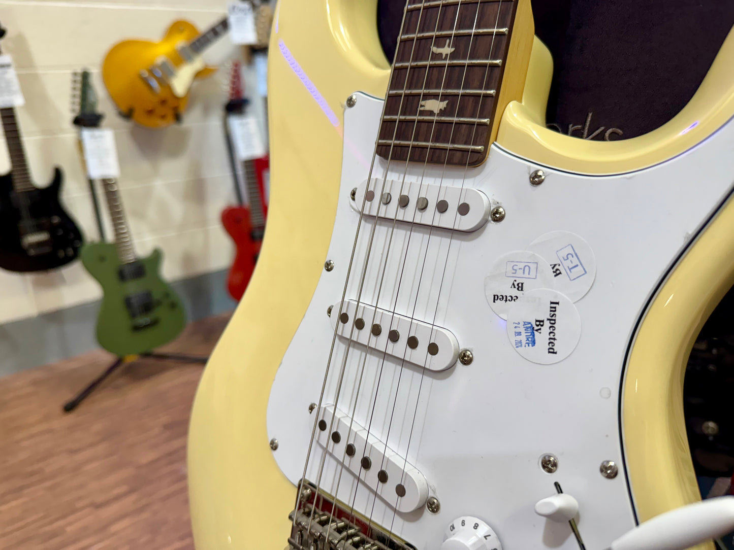 🦅 BRAND NEW 🦅 PRS Silver Sky SE Guitar~ John Mayer~ Moon White + Gig Bag!