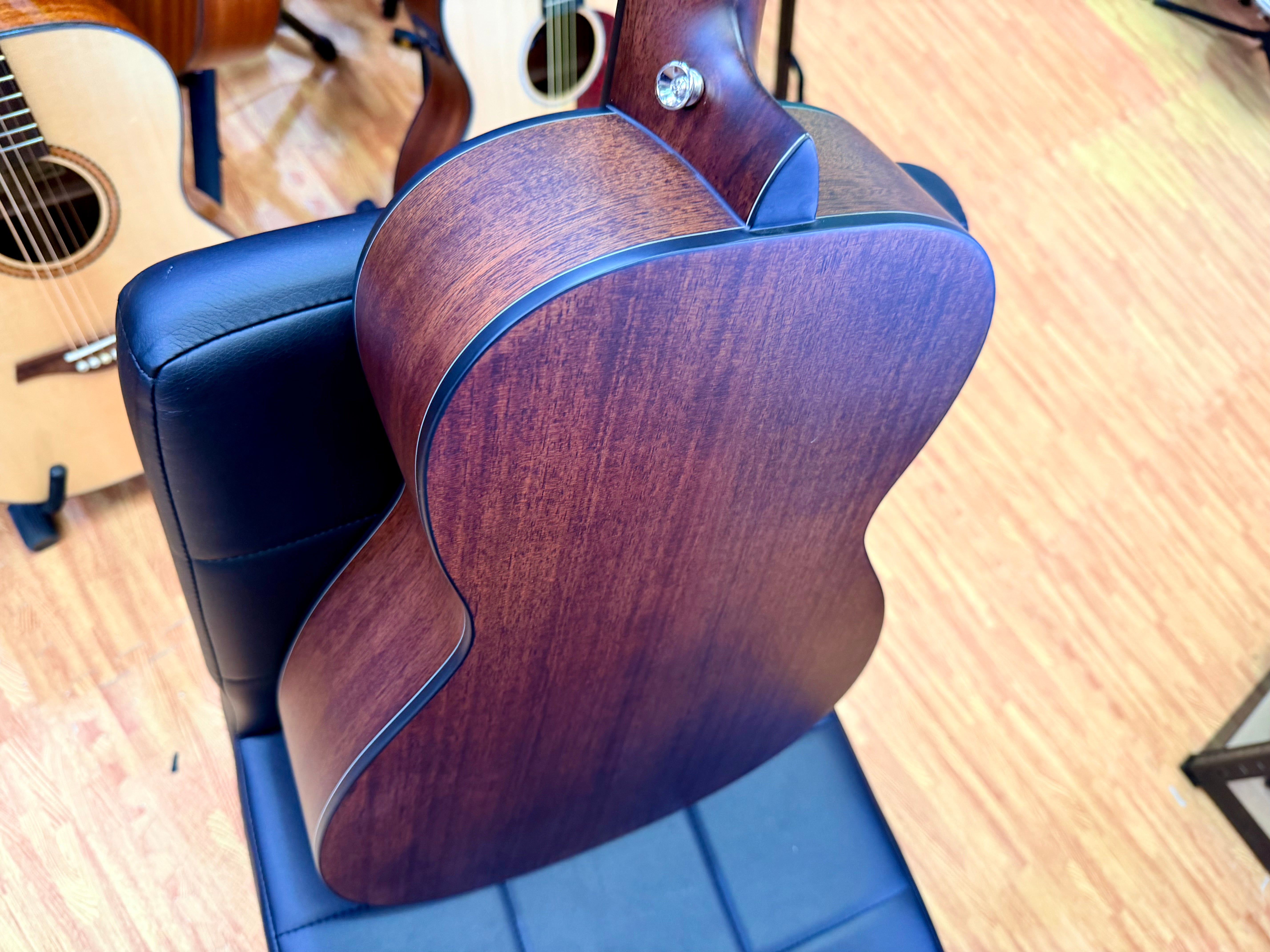 ⚡️NEW⚡️ Vintage VE1800AQ Stage Series Parlour Electro Acoustic Guitar~ Antiqued!
