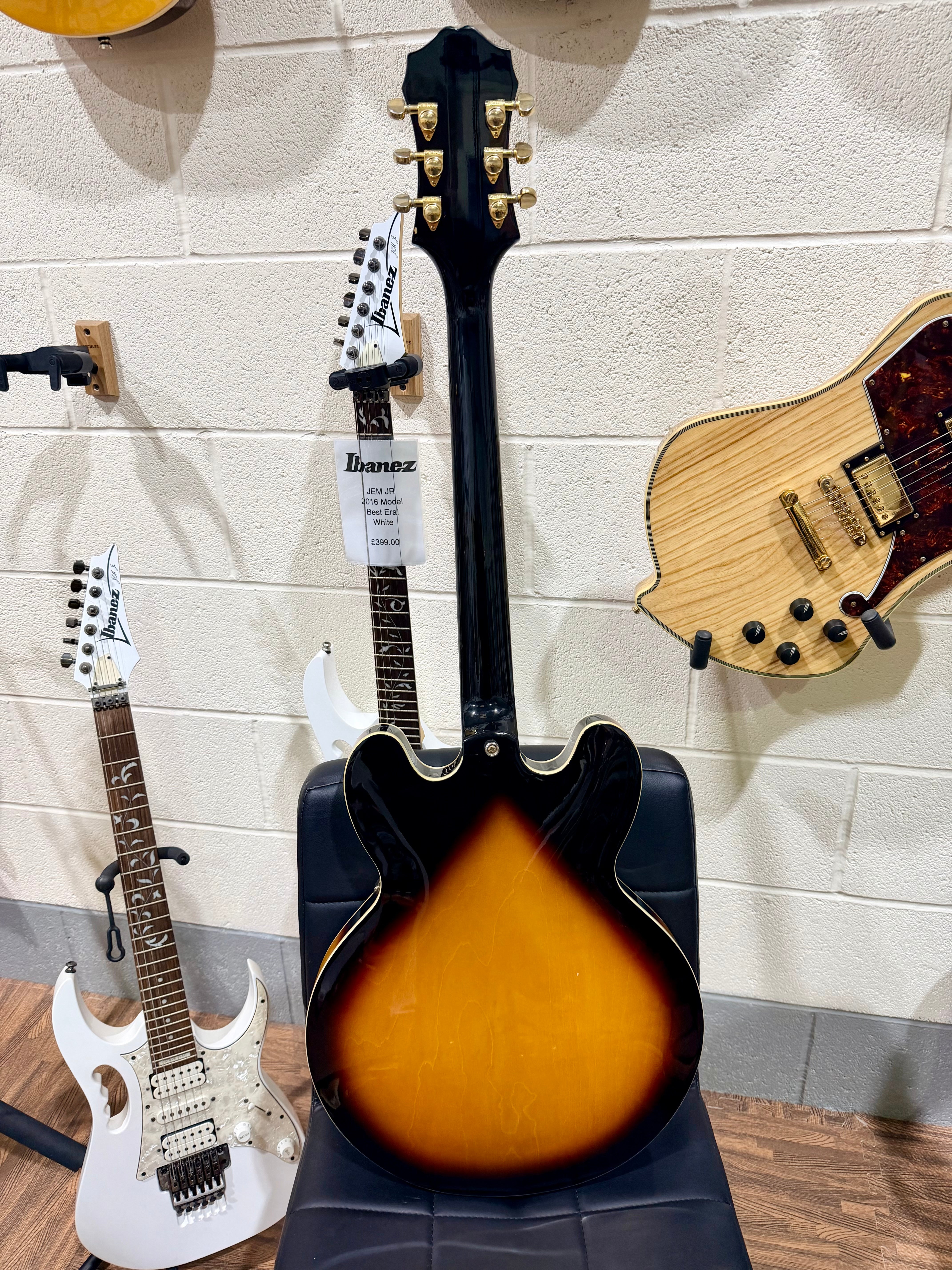 ☀️2013☀️ Epiphone Sheraton ii VS~ Vintage Sunburst~ Hollow-body~ Hard Case!