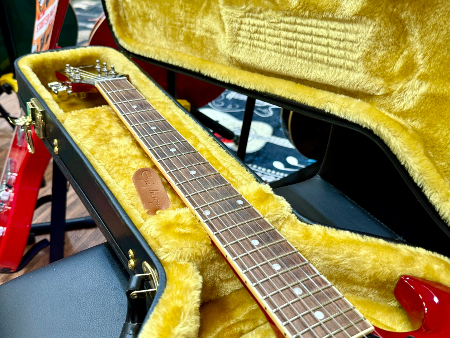 🔥MINT 2022🔥 Epiphone Tony Iommi SG Special P90 ‘Monkey’ Signature + Hard Case!