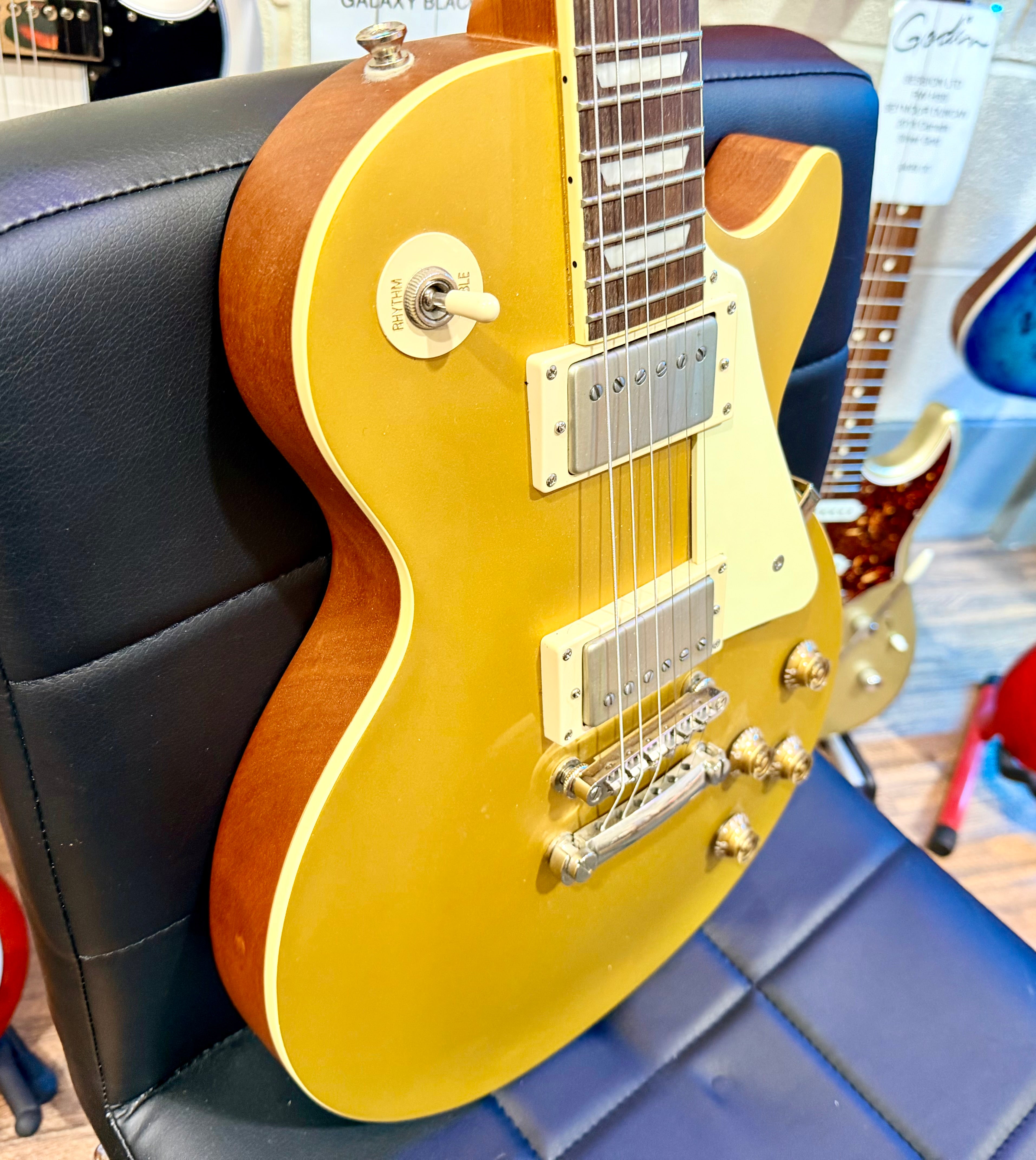 🌟2021 UPGRADED🌟 Epiphone Les Paul Classic Worn Metallic Gold~ Iron Gear P’ups!