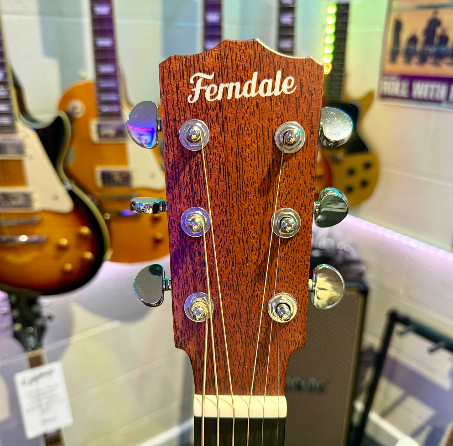 π Ferndale GF2-CE-PLUS Grand Auditorium~Satin Antique Burst Electro Acoustic π
